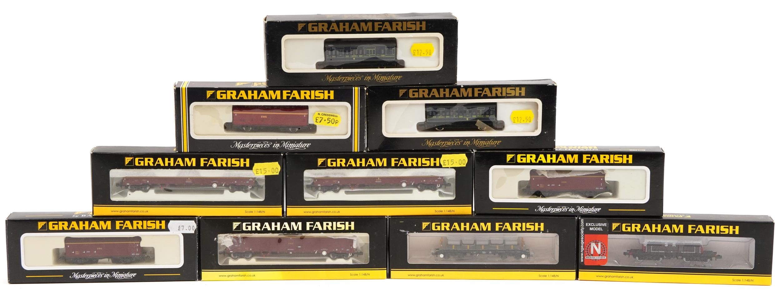 Ten Graham Farish N gauge model railway wagons with boxes, numbers 0667, 0677, 3907, 373-053A, 373-