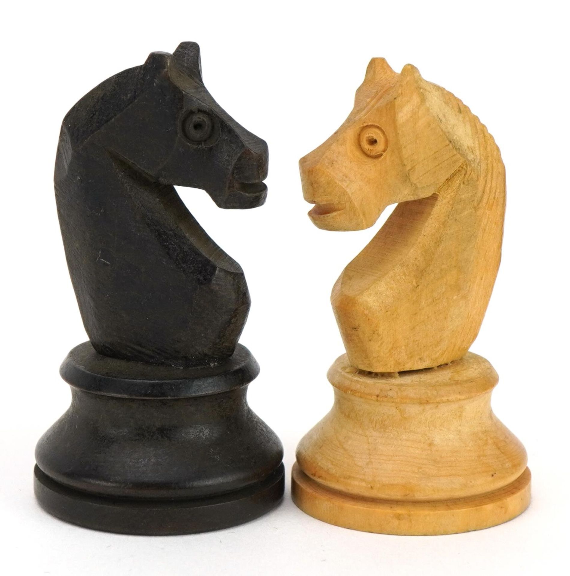 Turned wooden Staunton pattern chess set with box, the largest pieces 6.8cm high - Image 5 of 7