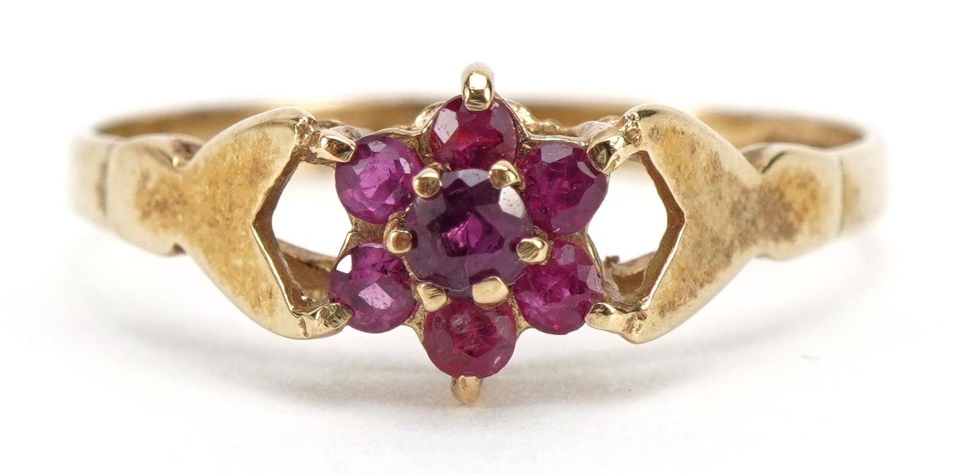 9ct gold ruby flower head ring, size P, 1.4g