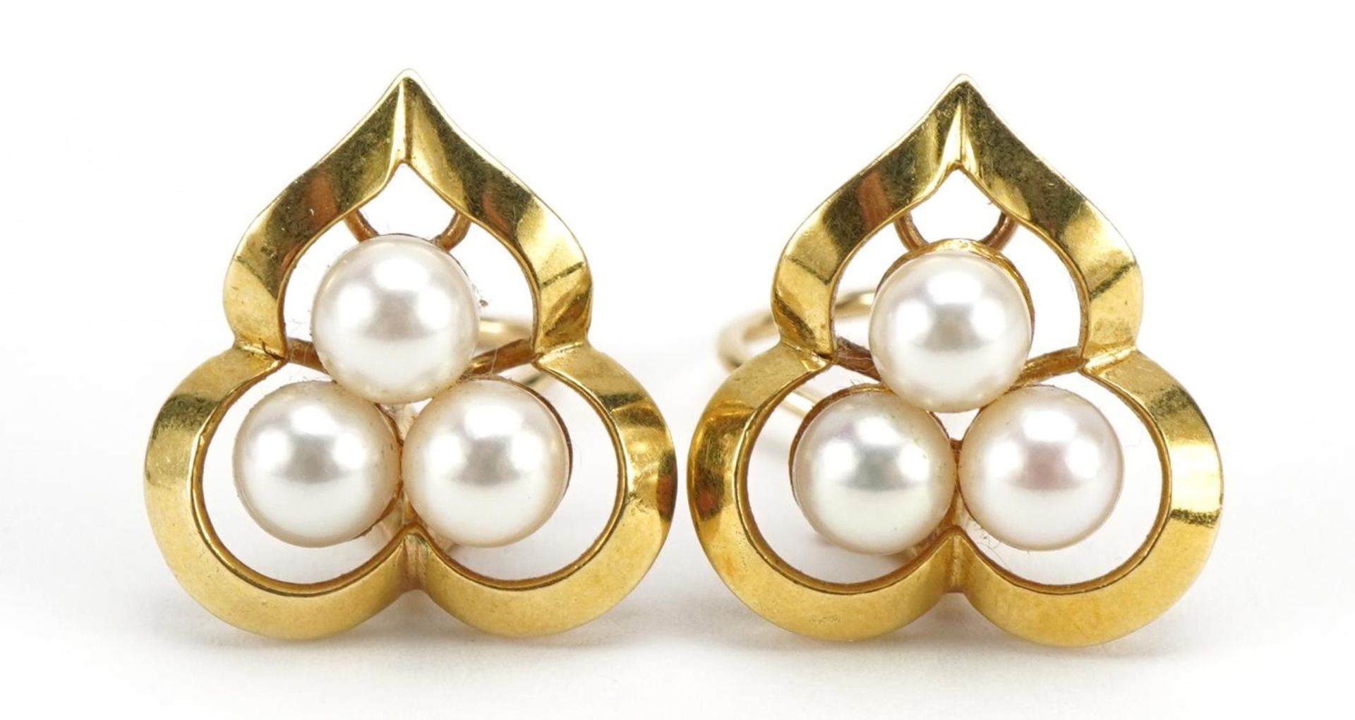 Tiffany & Co, pair of 18ct gold cultured pearl cluster clip on earrings, 2.0cm high, 10.8g