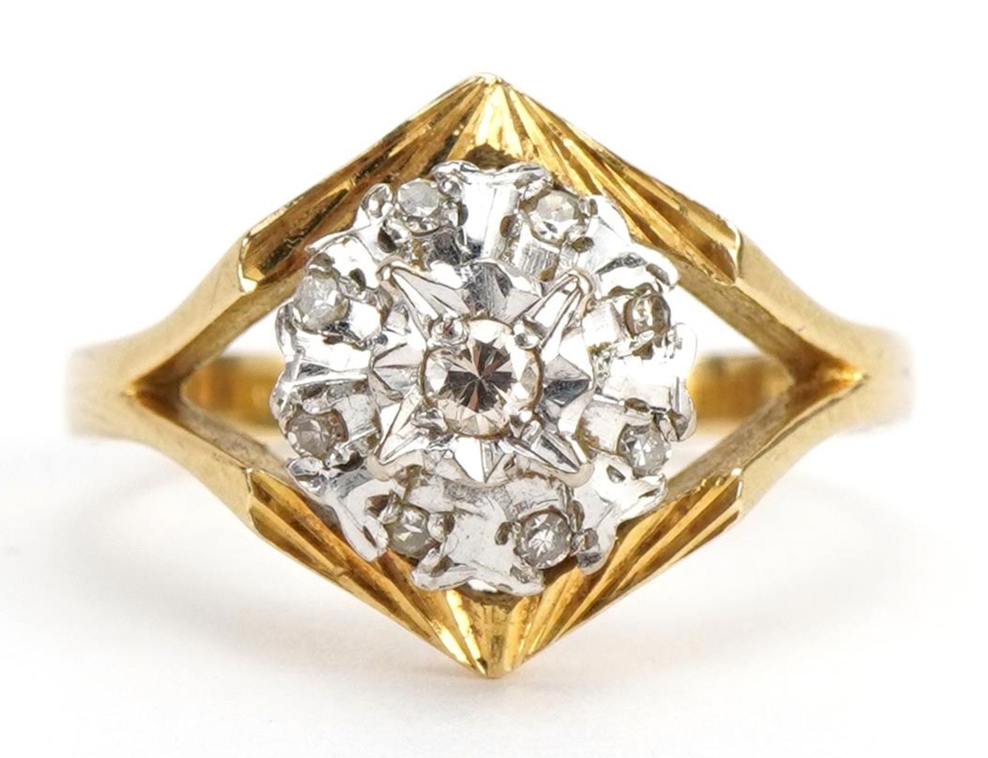 18ct gold diamond two tier cluster ring, size Q, 5.0g