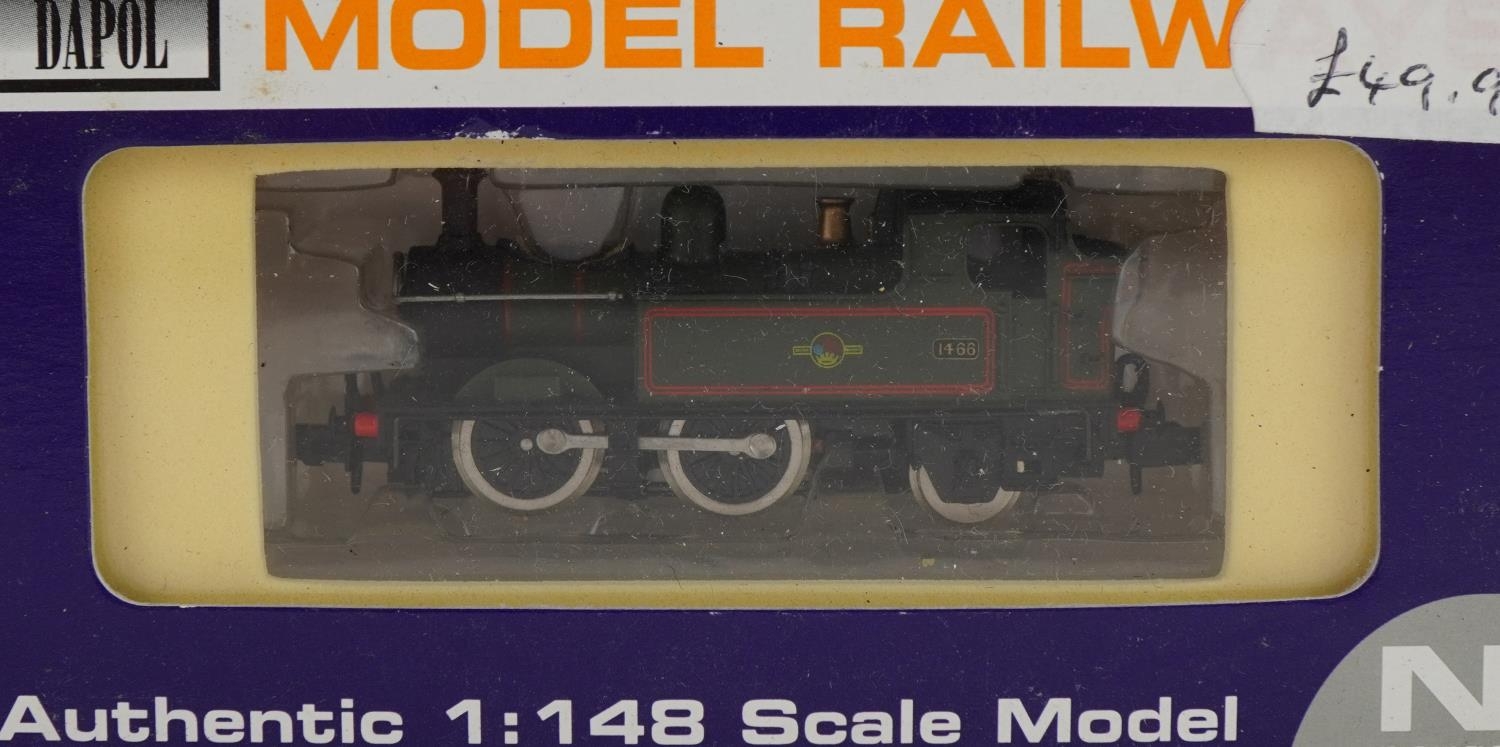 Three Dapol N gauge model railway locomotives with cases, numbers ND002, ND003 and DAGM01 limited - Image 4 of 5