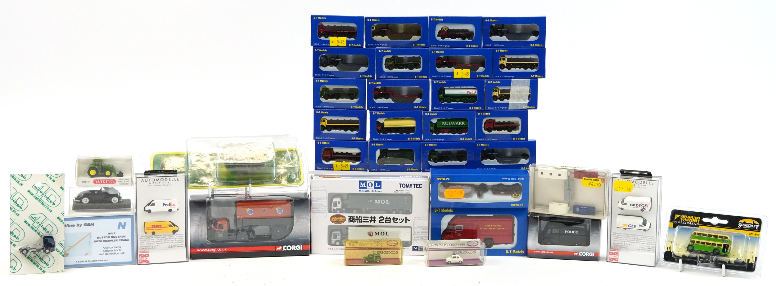 Collection of N gauge diecast model railway vehicles with boxes and cases including B-T Models,