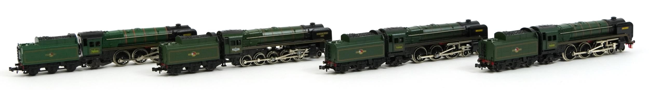 Four Graham Farish N gauge model railway locomotives and tenders - Image 2 of 2