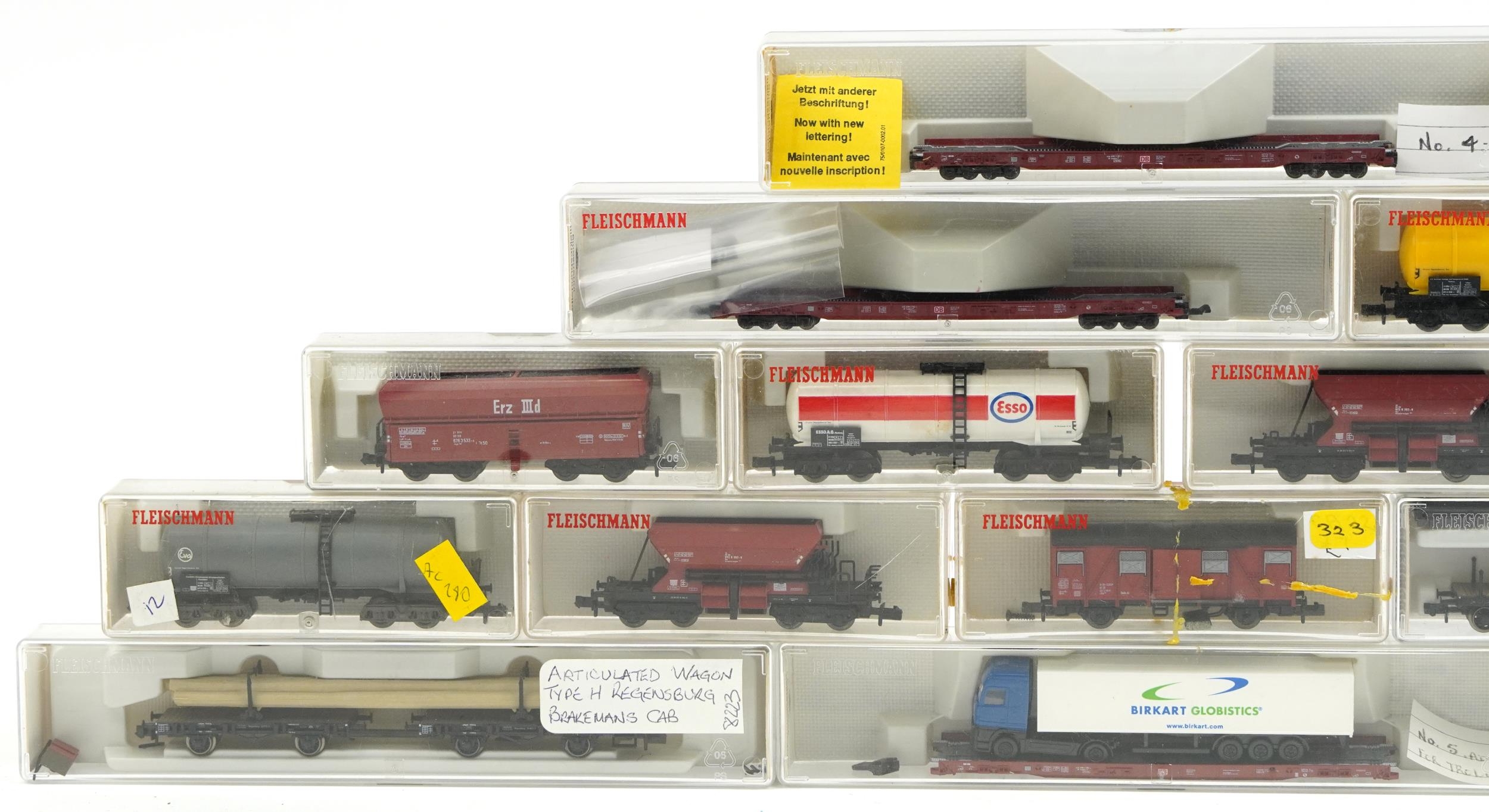 Fifteen Fleischmann N gauge model railway wagons and tankers with cases - Image 2 of 4