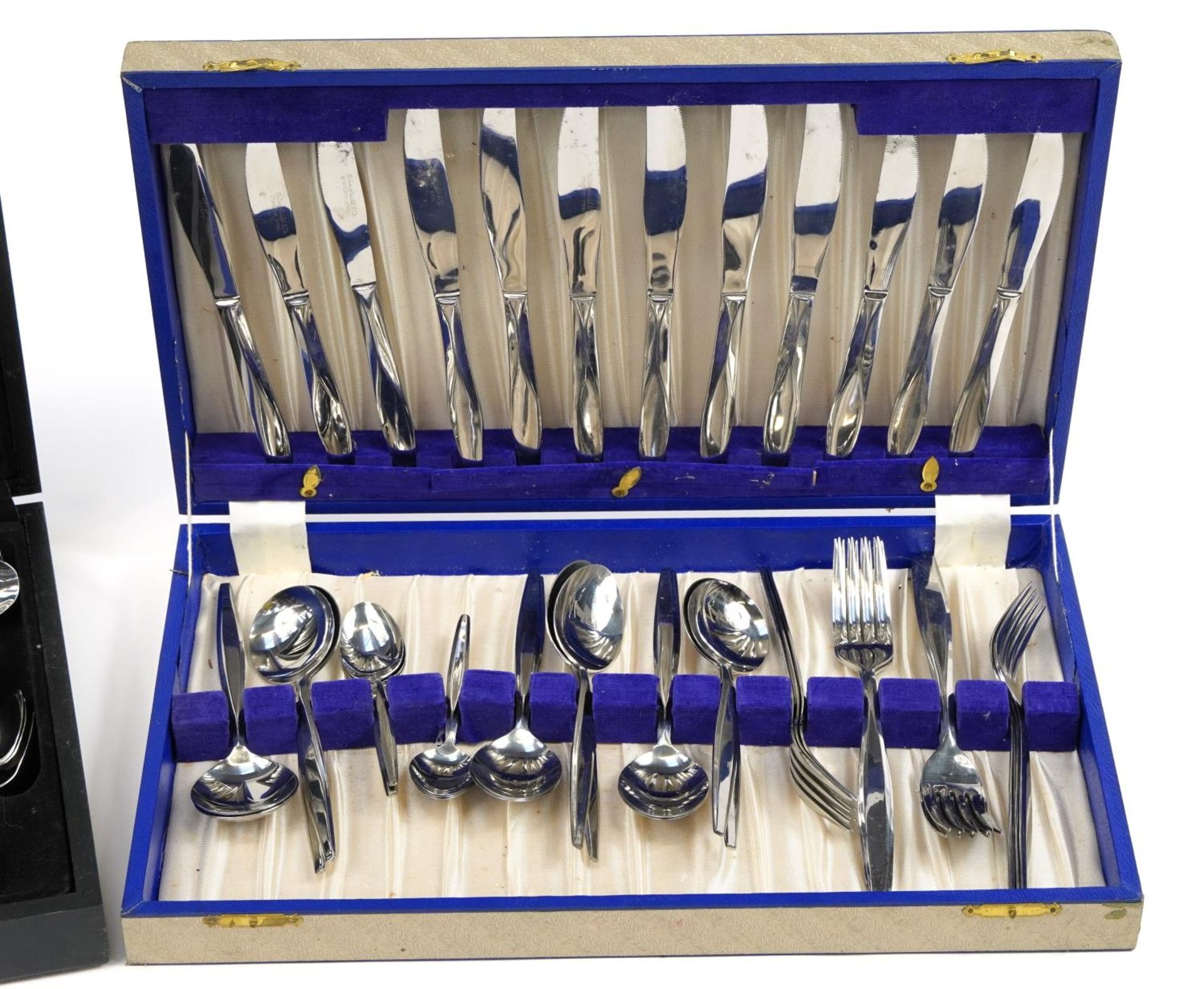 Two canteens of stainless steel cutlery including a forty four piece by Viners in the Satin Leaf - Image 3 of 8