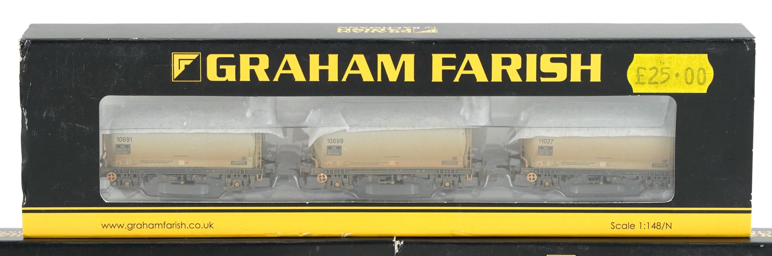 Three Graham Farish N gauge model railway wagon sets with cases, number 377-935 - Image 2 of 5