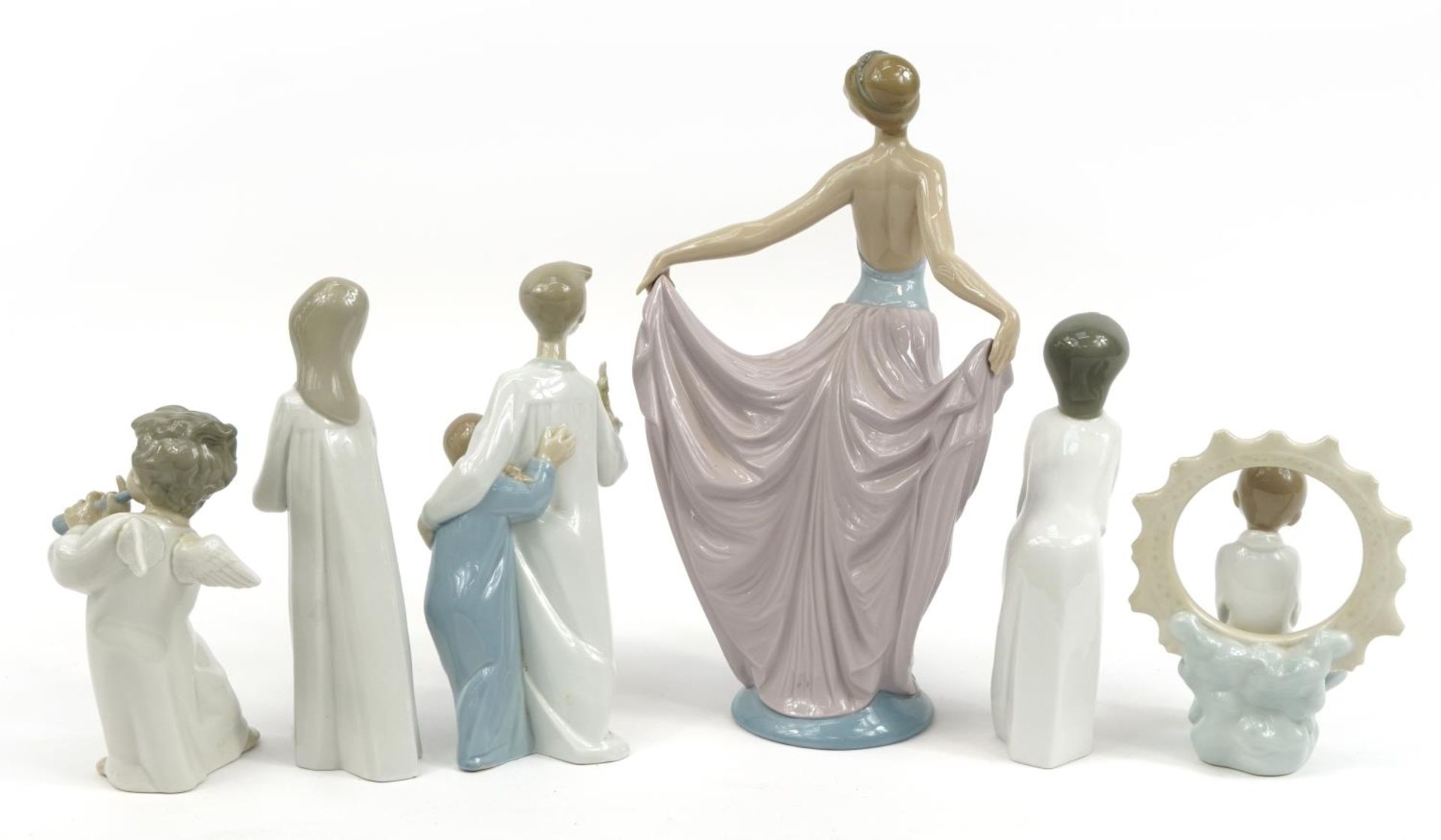 Seven Lladro and Nao figures and figurines including a large dancer and angels, the largest 31cm - Bild 4 aus 6