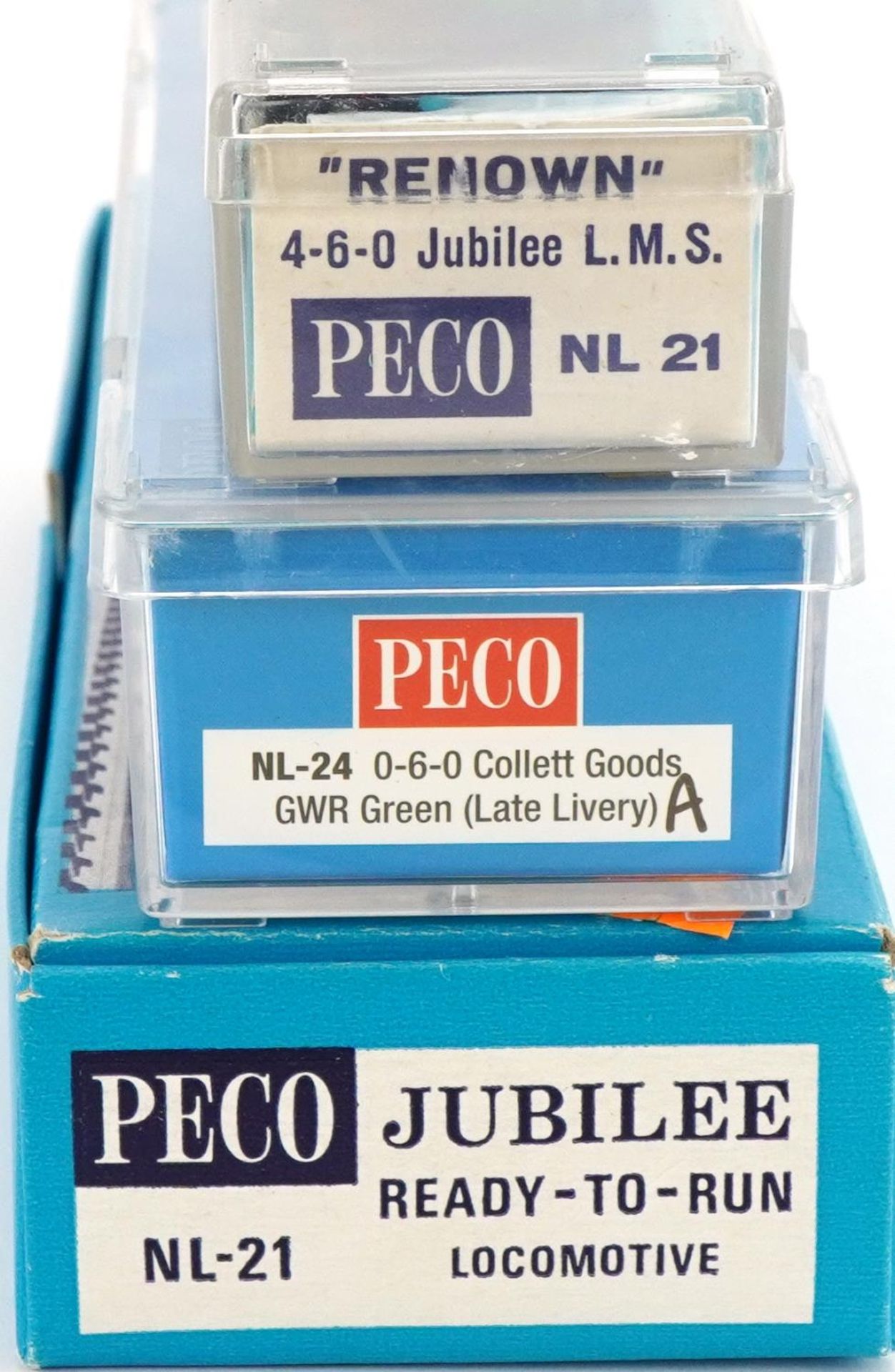 Three Peco N gauge model railway locomotives and tenders with boxes and cases, numbers NL-21, NL- - Image 4 of 4