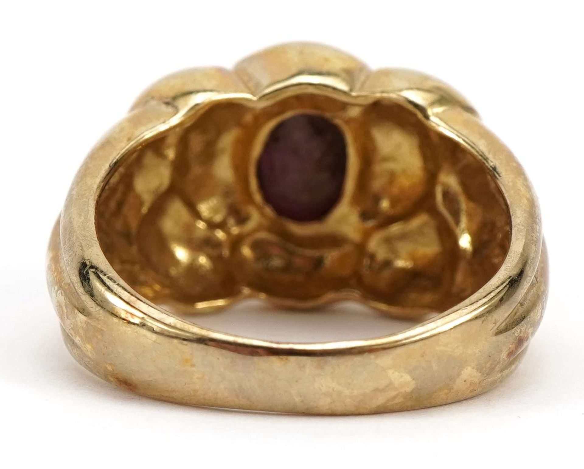 9ct gold cabochon ruby ring, size N, 6.9g - Image 2 of 4