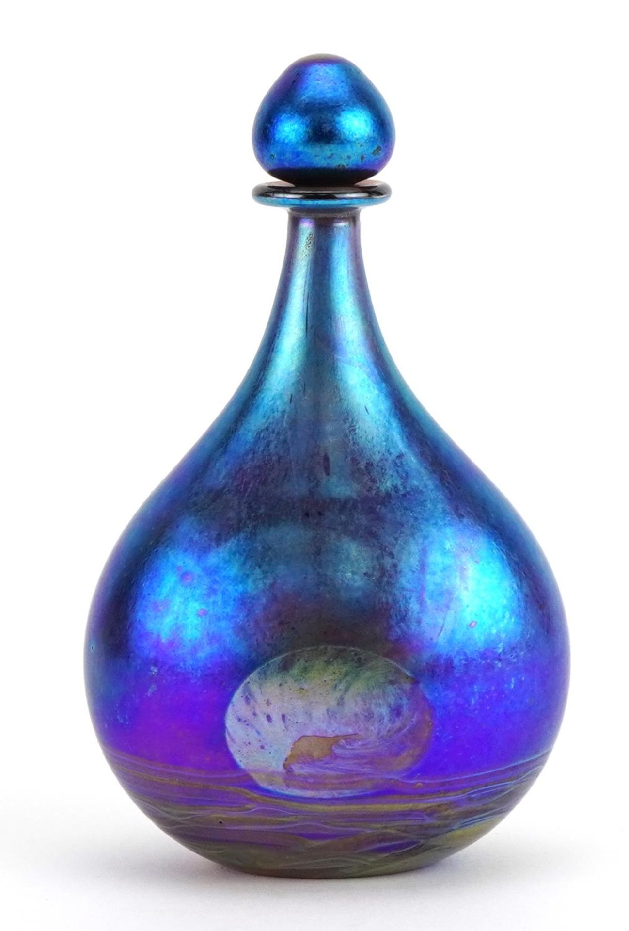 Siddy Langley, large iridescent art glass scent bottle with stopper, etched Siddy Langley 2002 - Image 2 of 4