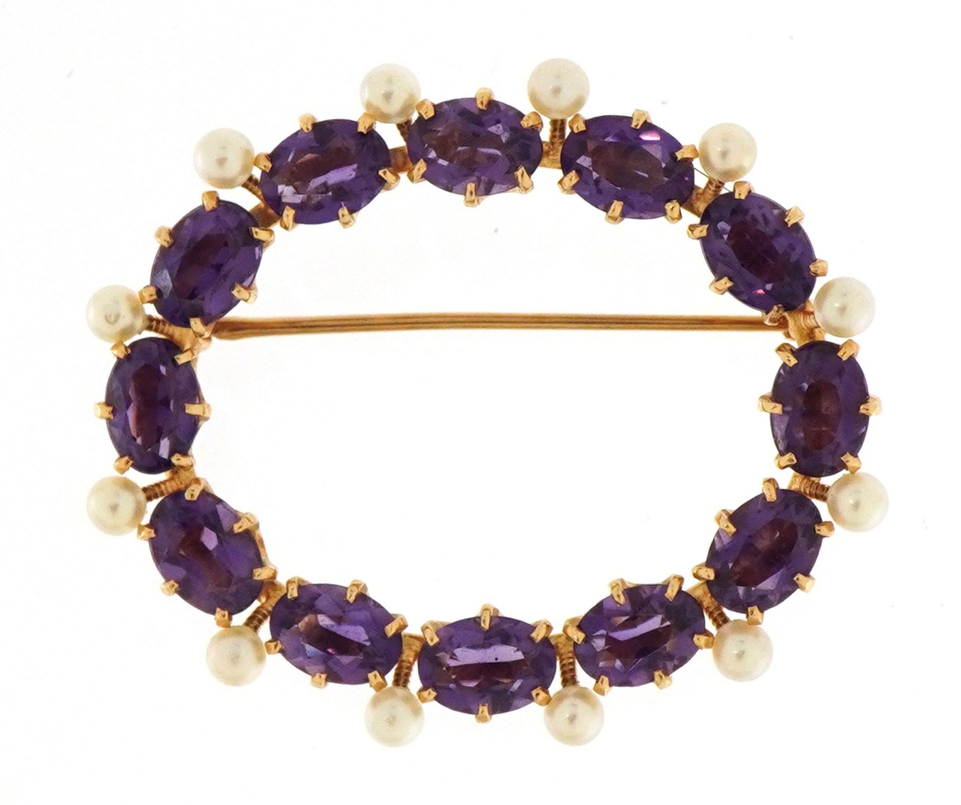14k gold amethyst and seed pearl oval brooch, 4.0cm wide, 8.1g - Image 2 of 4