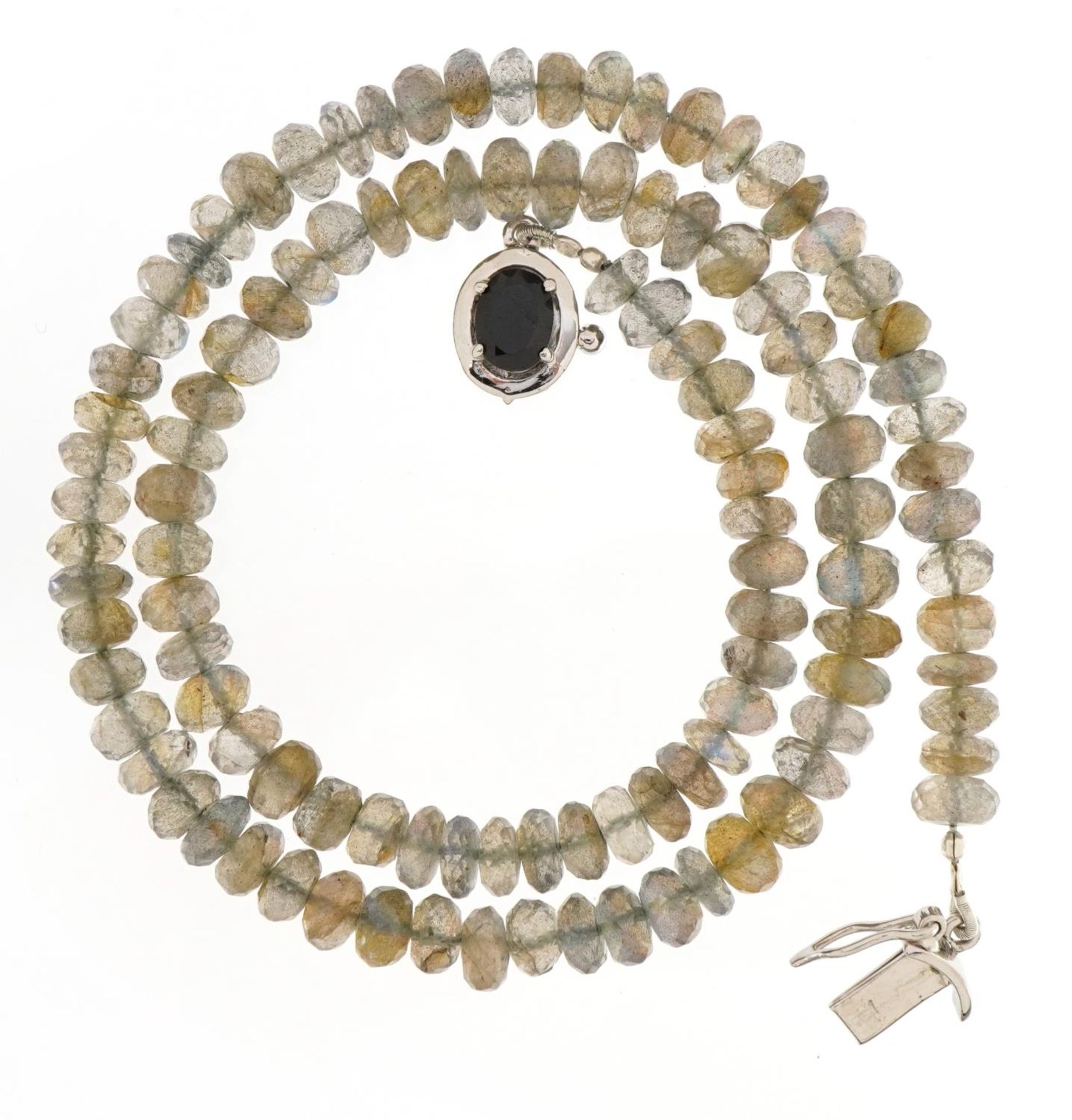 Labradorite single strand bead necklace with silver gem set clasp, 46cm in length, 31.9g - Bild 2 aus 4