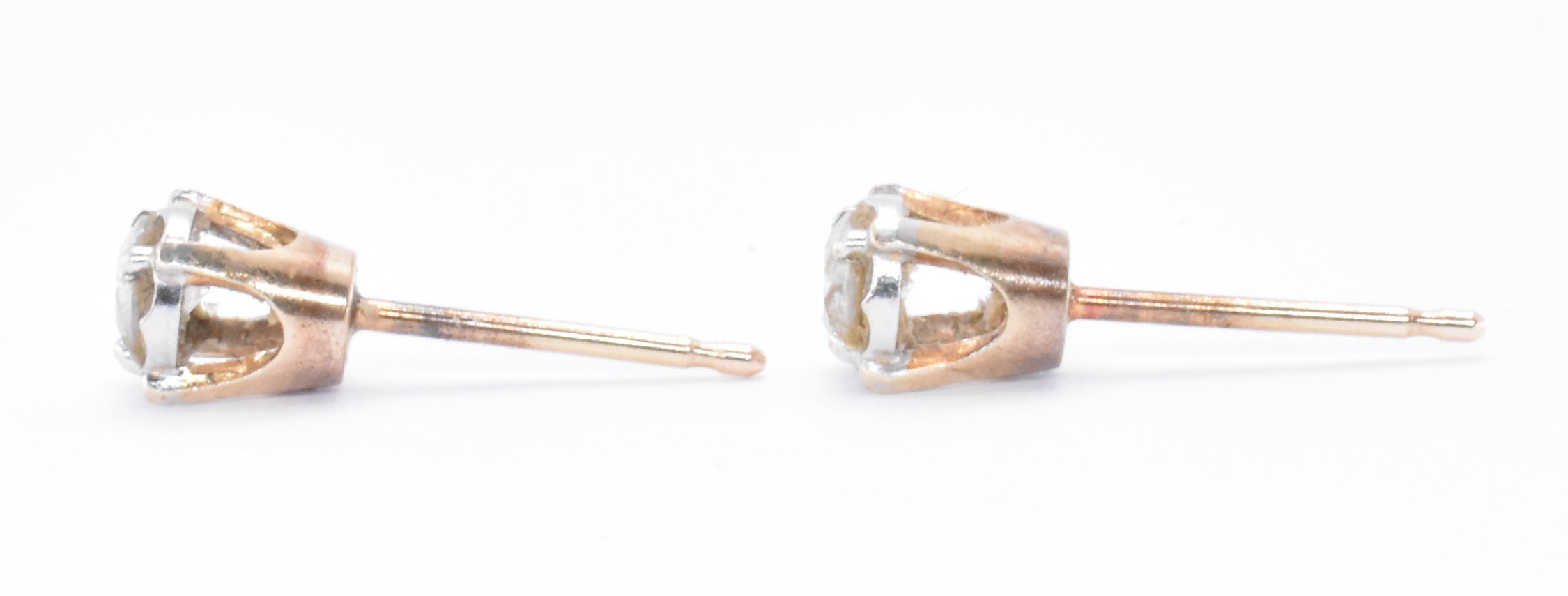 PAIR OF 9CT GOLD & DIAMOND EARRINGS - Image 2 of 3