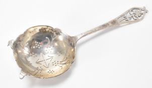 SILVER HALLMARKED VINER'S TEA STRAINER SPOON