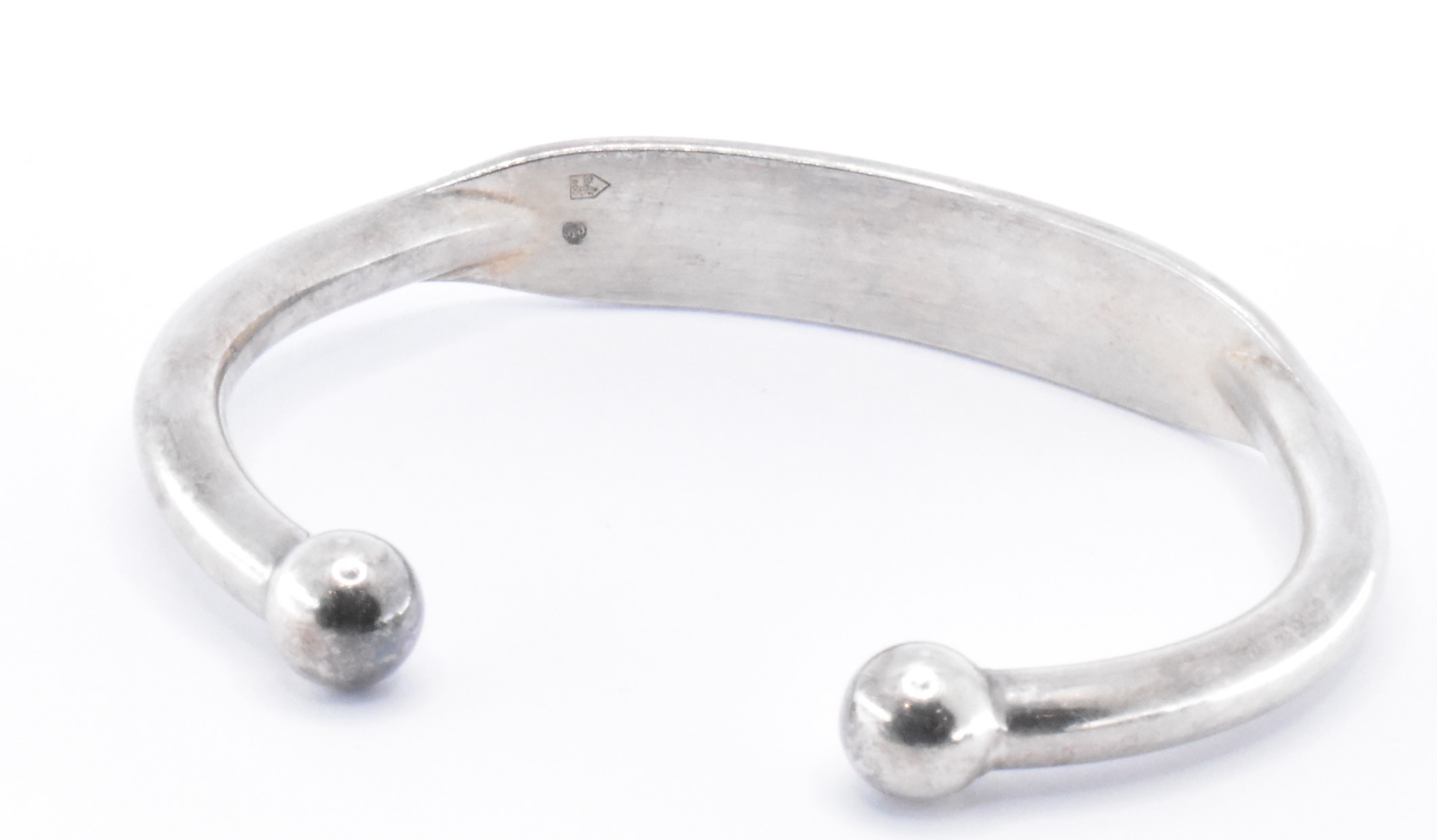 MEXICAN SILVER BANGLE BRACELET & SILVER BANGLE - Image 6 of 6