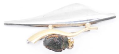 VINTAGE 18CT GOLD & SILVER SCARAB BEETLE BROOCH