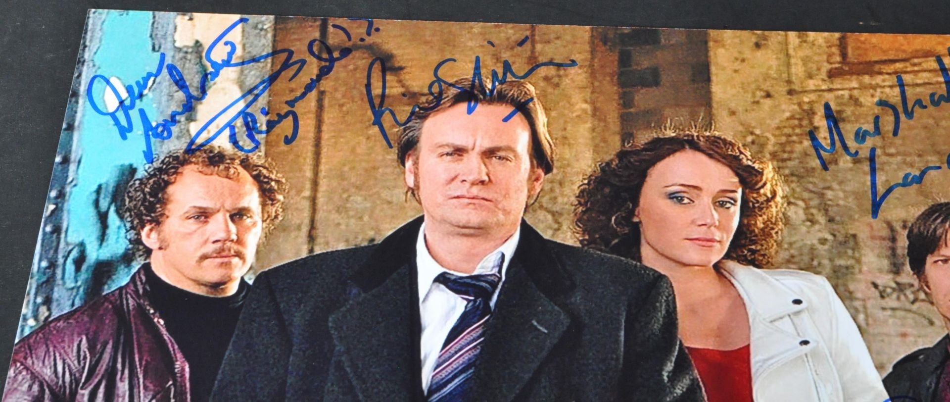 ASHES TO ASHES (2008-2010 BRITISH DRAMA) - X2 CAST AUTOGRAPHED 8X10" PHOTOS - Image 3 of 3