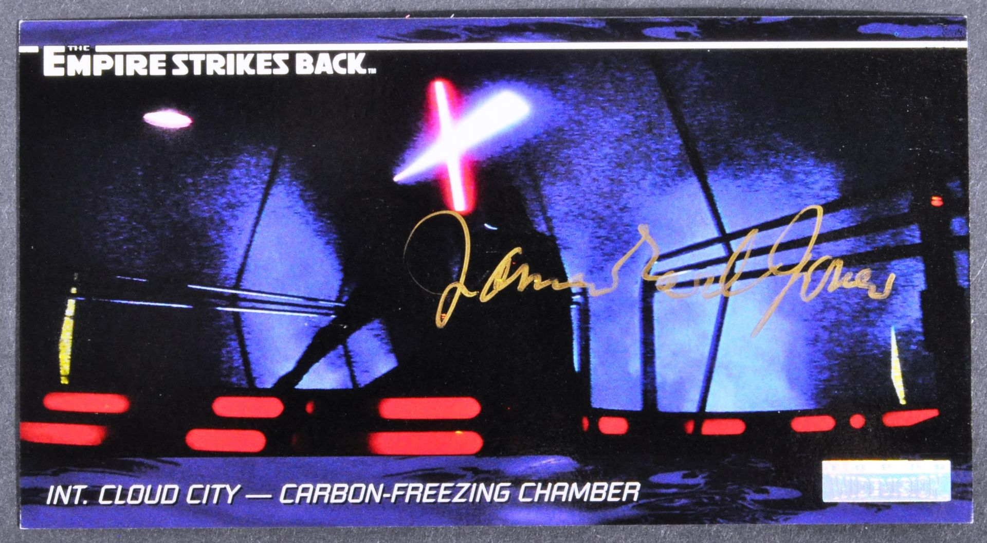 STAR WARS - JAMES EARL JONES (VOICE OF DARTH VADER) SIGNED TOPPS CARD