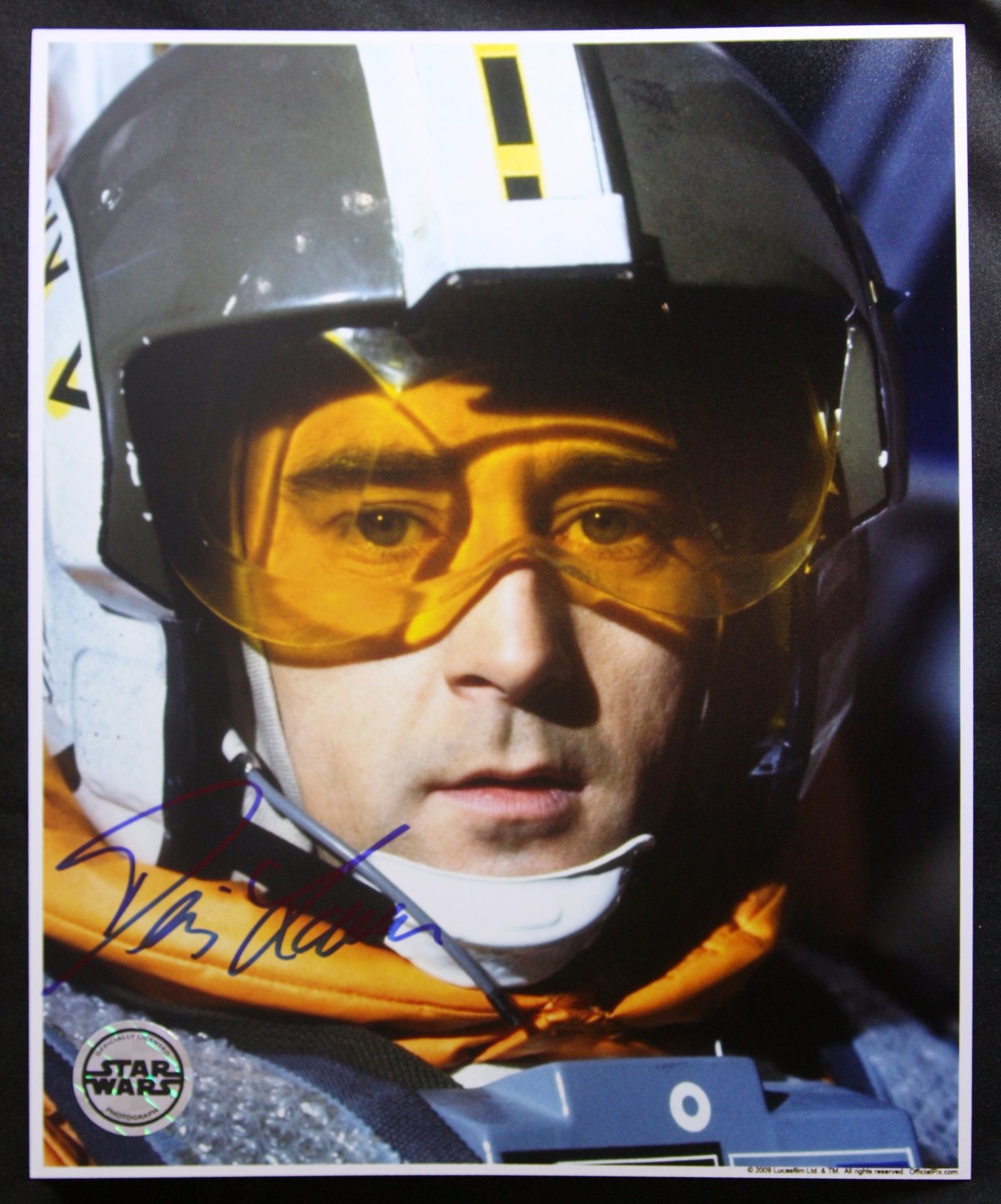 STAR WARS - DENIS LAWSON (WEDGE) - OFFICIAL PIX SIGNED 8X10"