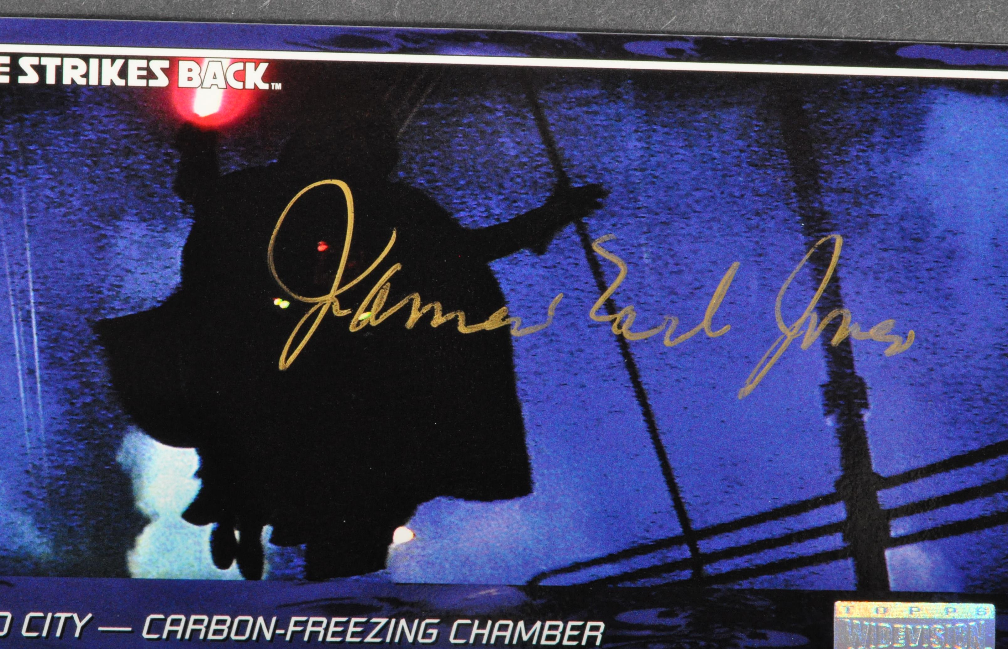 STAR WARS - JAMES EARL JONES (VOICE OF DARTH VADER) SIGNED TOPPS CARD - Image 2 of 2