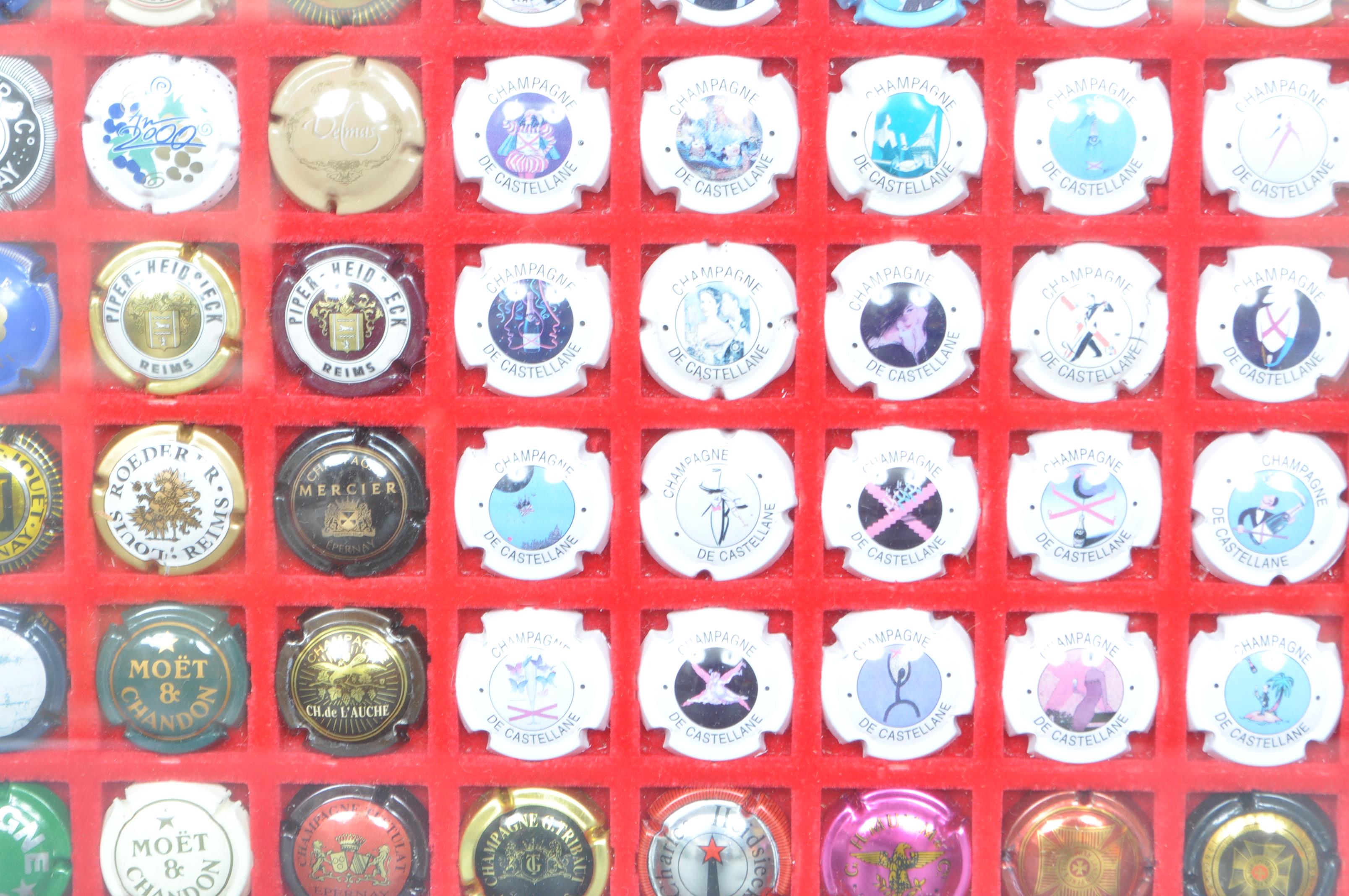 COLLECTION OF VINTAGE CORK BOTTLE TOPS - CHAMPAGNE - Image 3 of 7