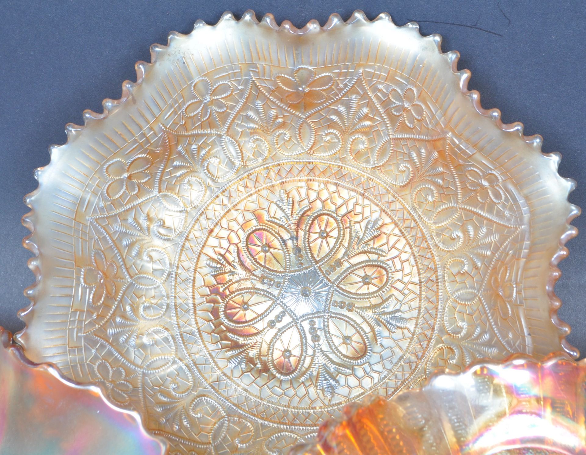 LARGE COLLECTION OF EARLY 20TH CENTURY GLASS - Image 5 of 7