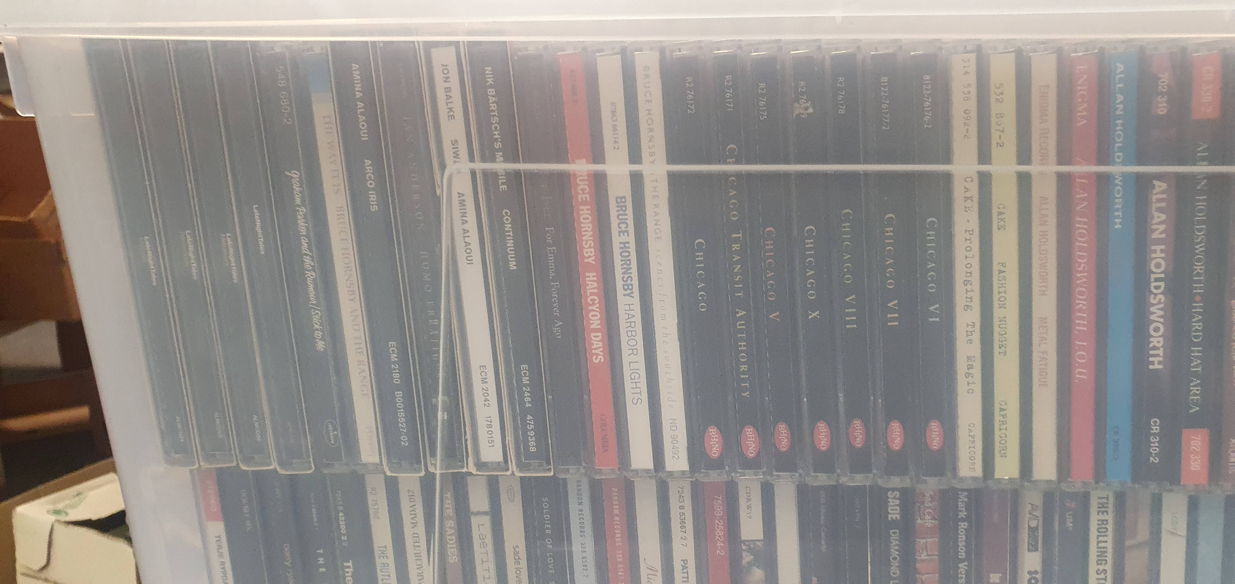 LARGE COLLECTION OF APPROXIMATELY 200 MUSIC CD'S - Image 7 of 9