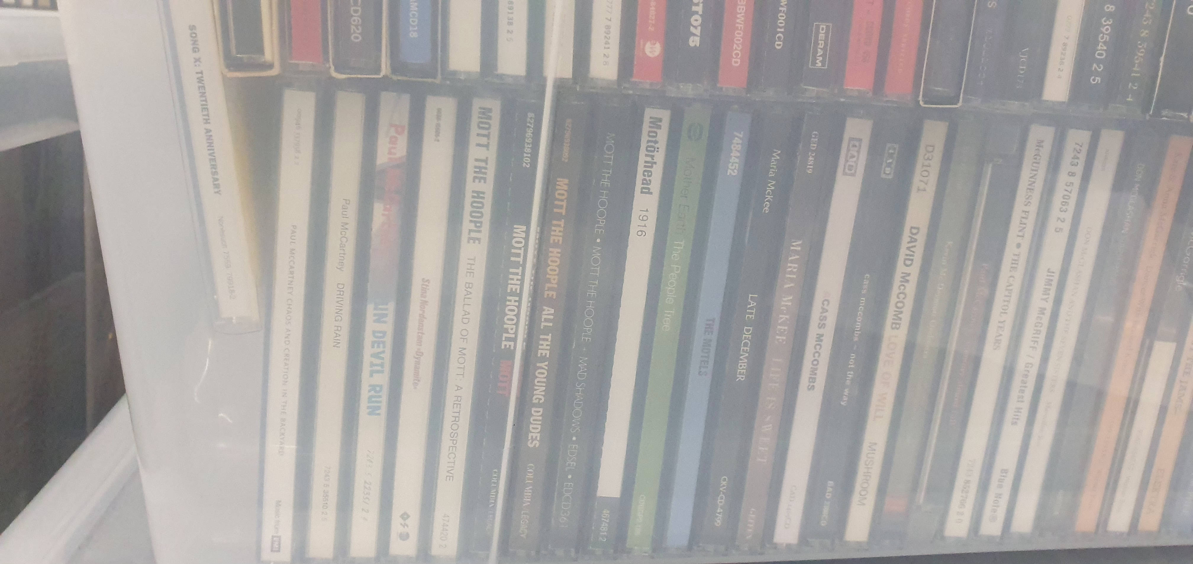LARGE COLLECTION OF APPROX 200 MUSIC CD'S - Image 5 of 10