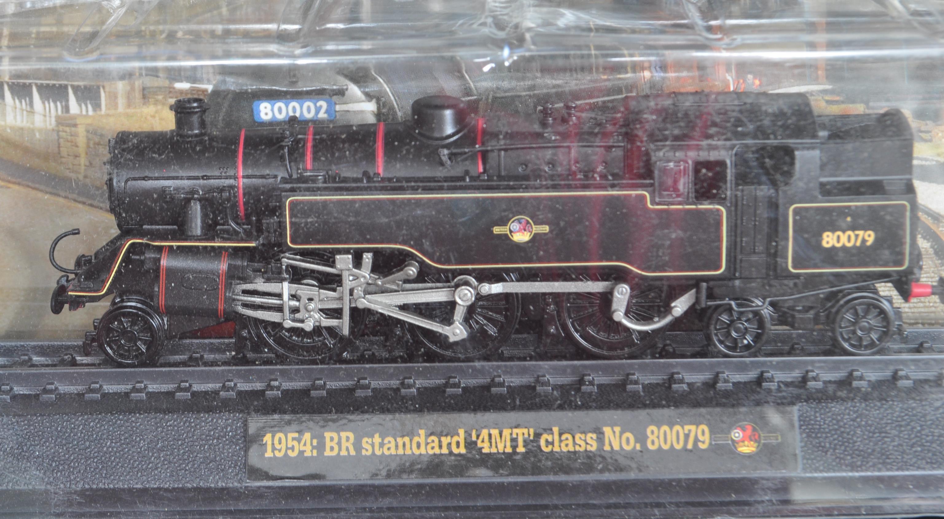 COLLECTION OF 12 AMERCOM COLLECTOR MODEL TRAINS - Image 7 of 9