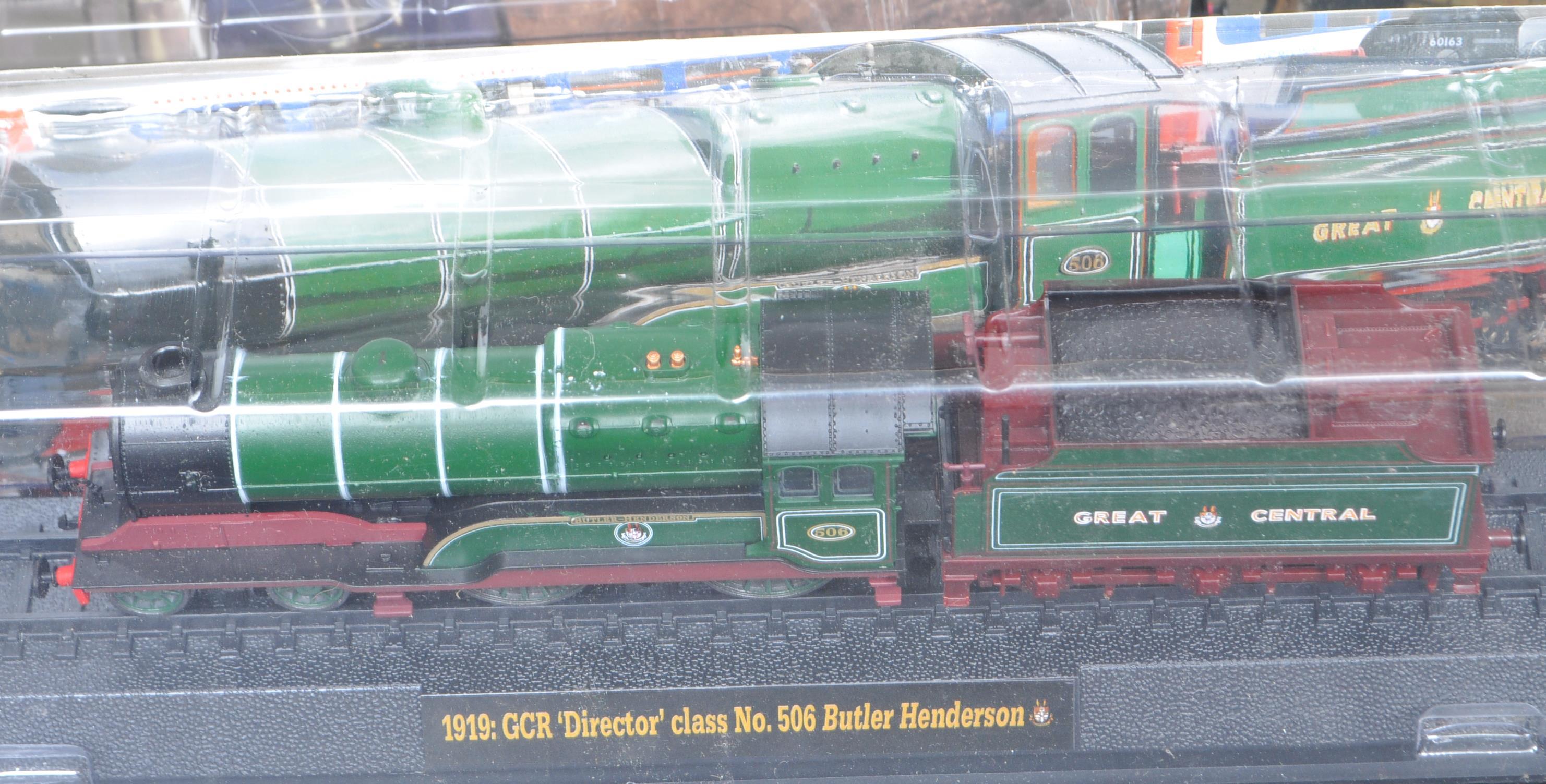 COLLECTION OF 12 AMERCOM COLLECTOR MODEL TRAINS - Image 5 of 9