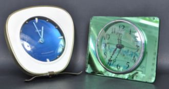 TWO VINTAGE RETRO 20TH CENTURY MANTLE CLOCKS