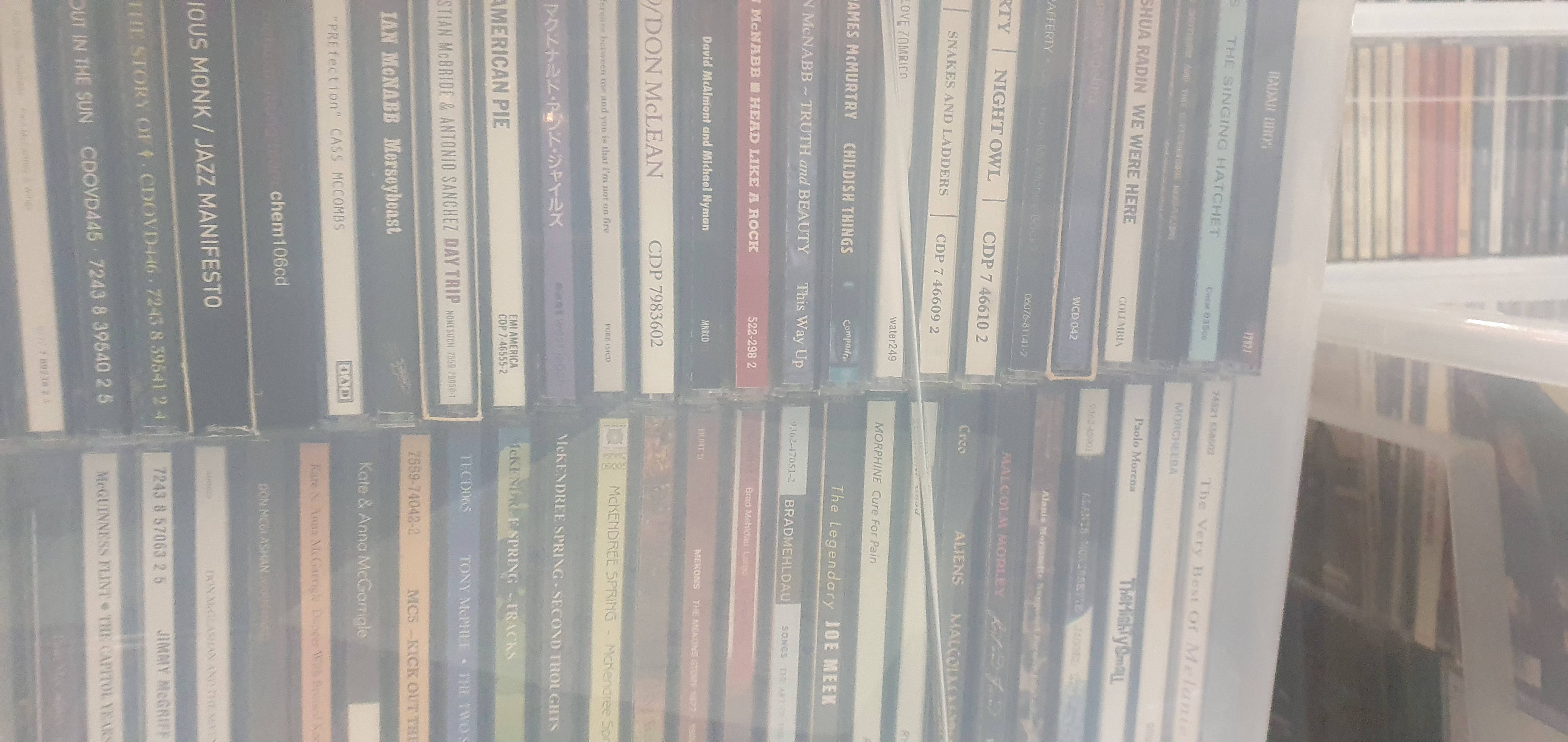 LARGE COLLECTION OF APPROX 200 MUSIC CD'S - Image 4 of 10