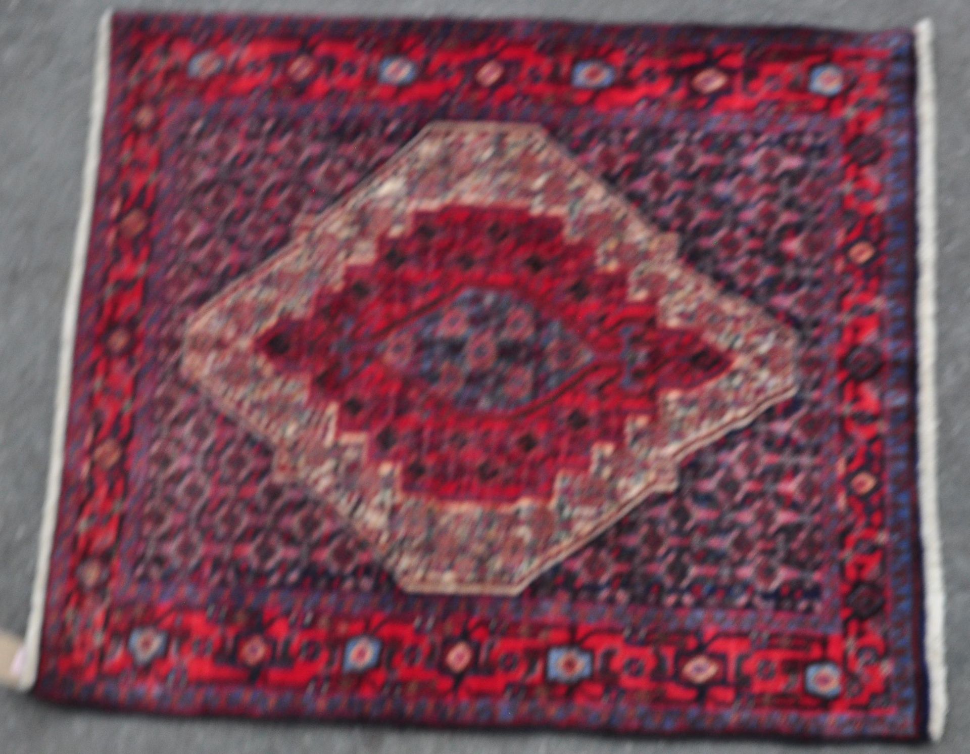 20TH CENTURY WOOL ON WOOL PERSIAN SENNEH RUG - Bild 3 aus 5