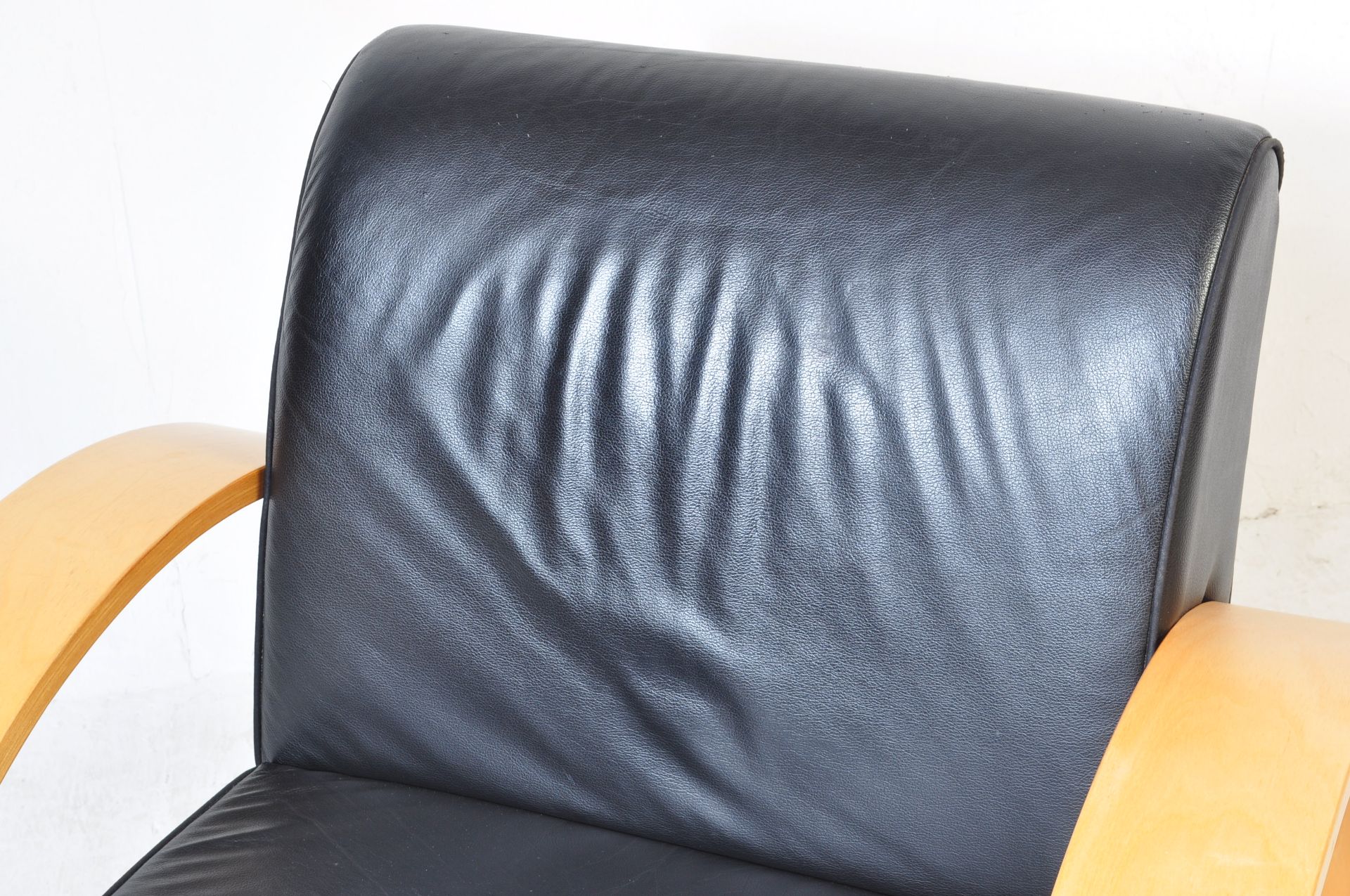 MANNER OF ALVAR AALTO - BLACK LEATHER BENTWOOD ARMCHAIR - Image 4 of 5