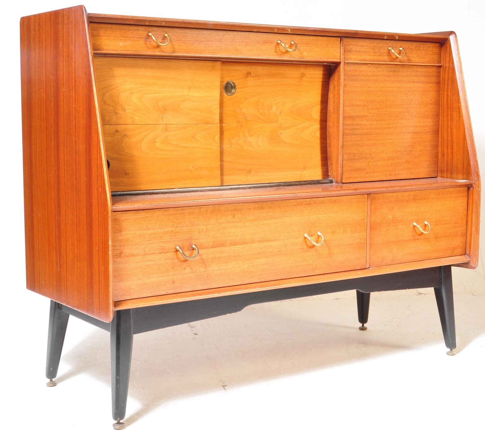 MID 20TH CENTURY GPLAN LIBRENZA SIDEBOARD CREDENZA