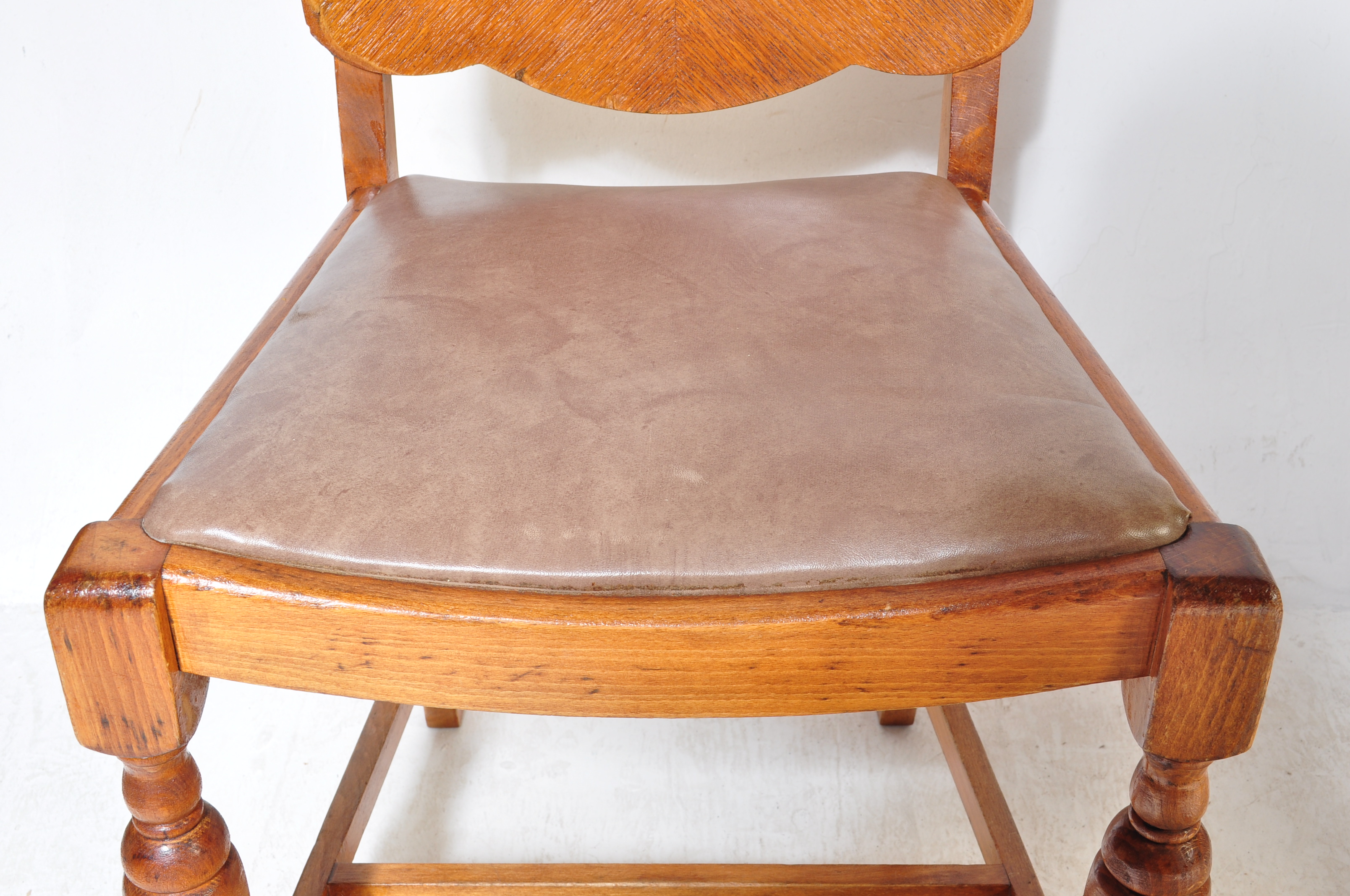 WALNUT & OAK 1940'S DRAW LEAF DINING TABLE & CHAIRS SUITE - Image 9 of 9