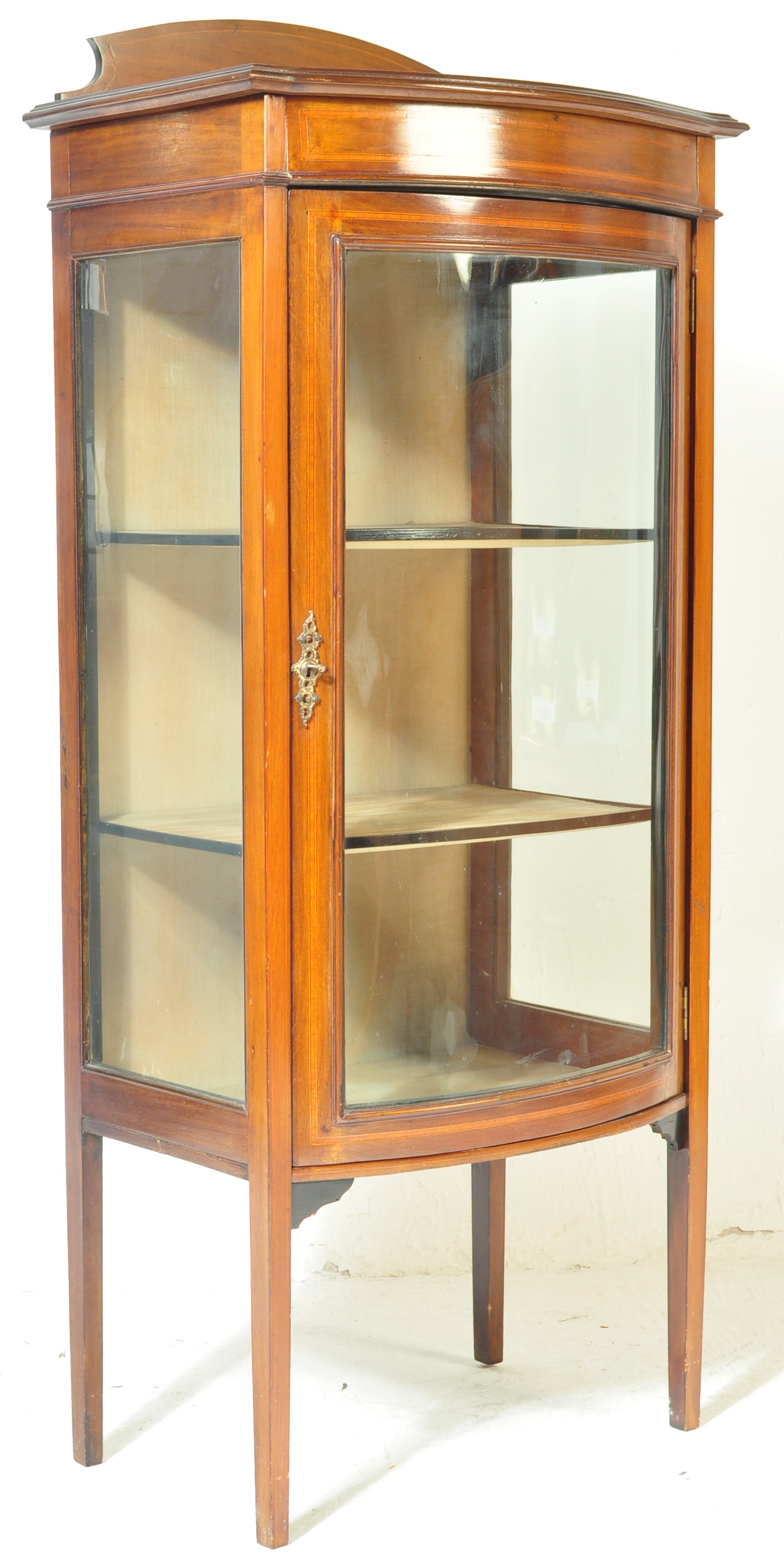 EARLY 20TH CENTURY EDWARDIAN MAHOGANY BOW FRONTED BOOKCASE CABINET