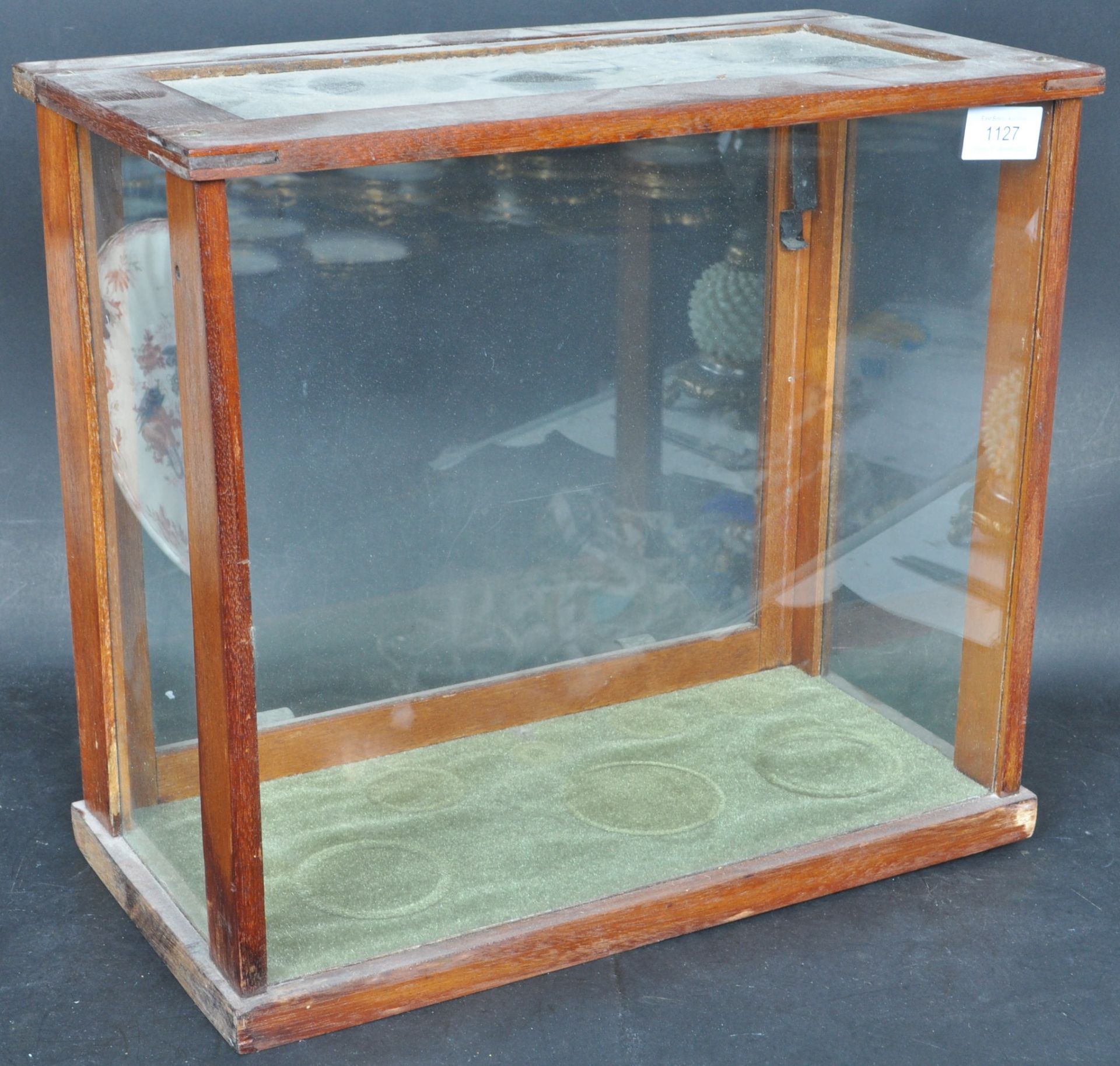 RETRO VINTAGE MID 20TH CENTURY SHOP DISPLAY CABINET - Image 2 of 6