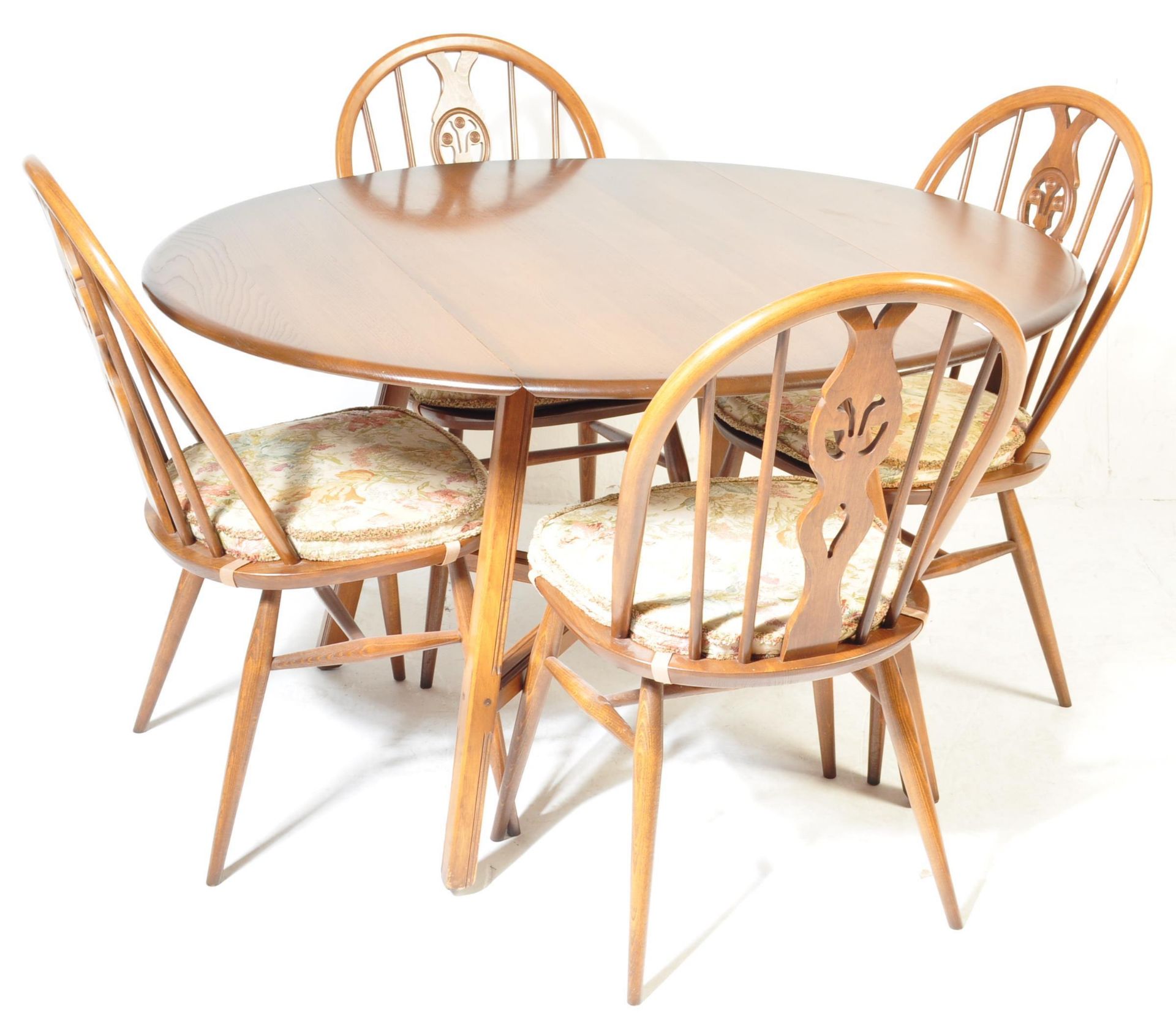 ERCOL FURNITURE - FLEUR DE LYS DINING ROOM SUITE - Image 2 of 8