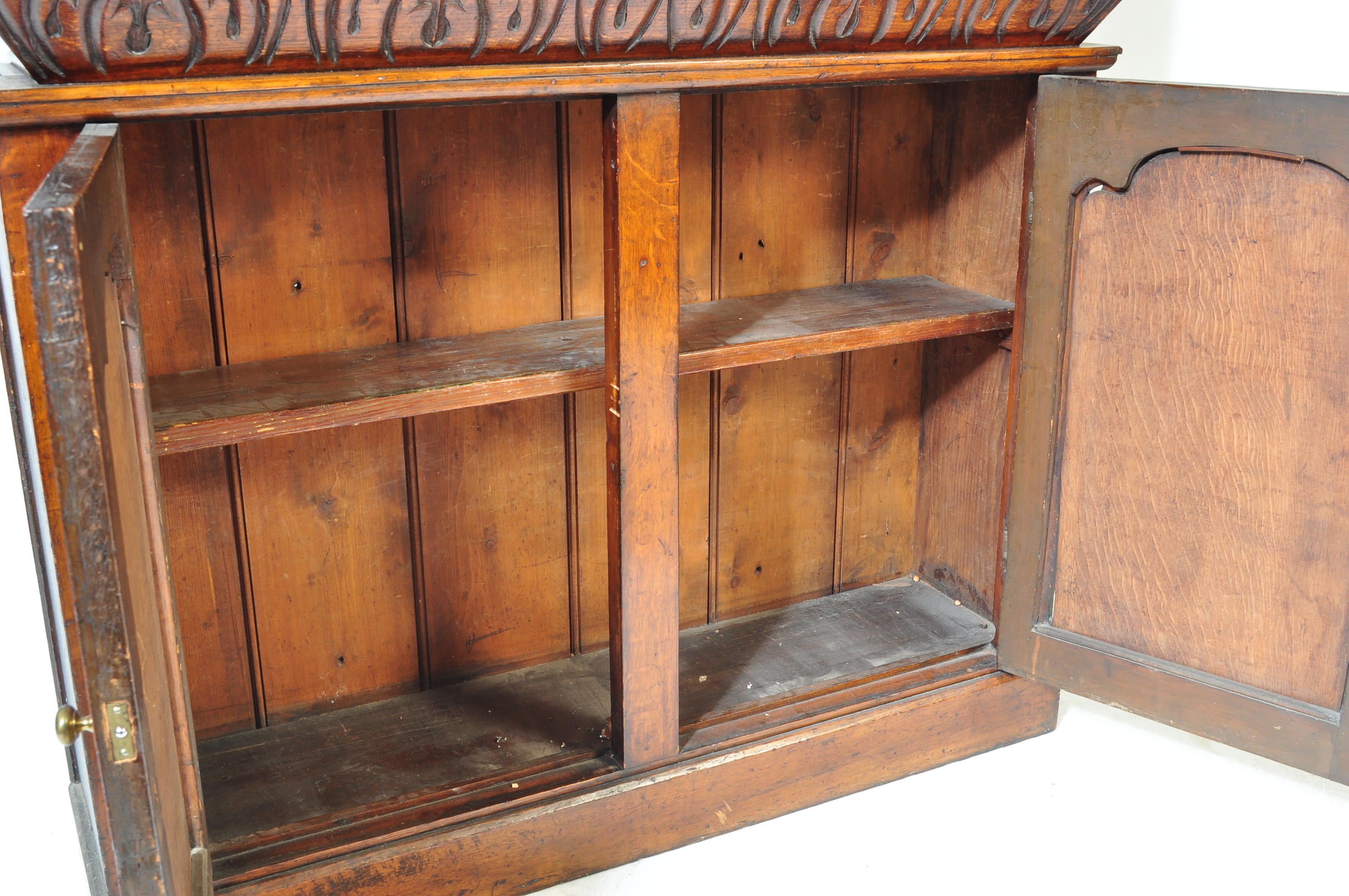 VICTORIAN 19TH CENTURY MAHOGANY LIBRARY BOOKCASE CABINET - Image 2 of 7