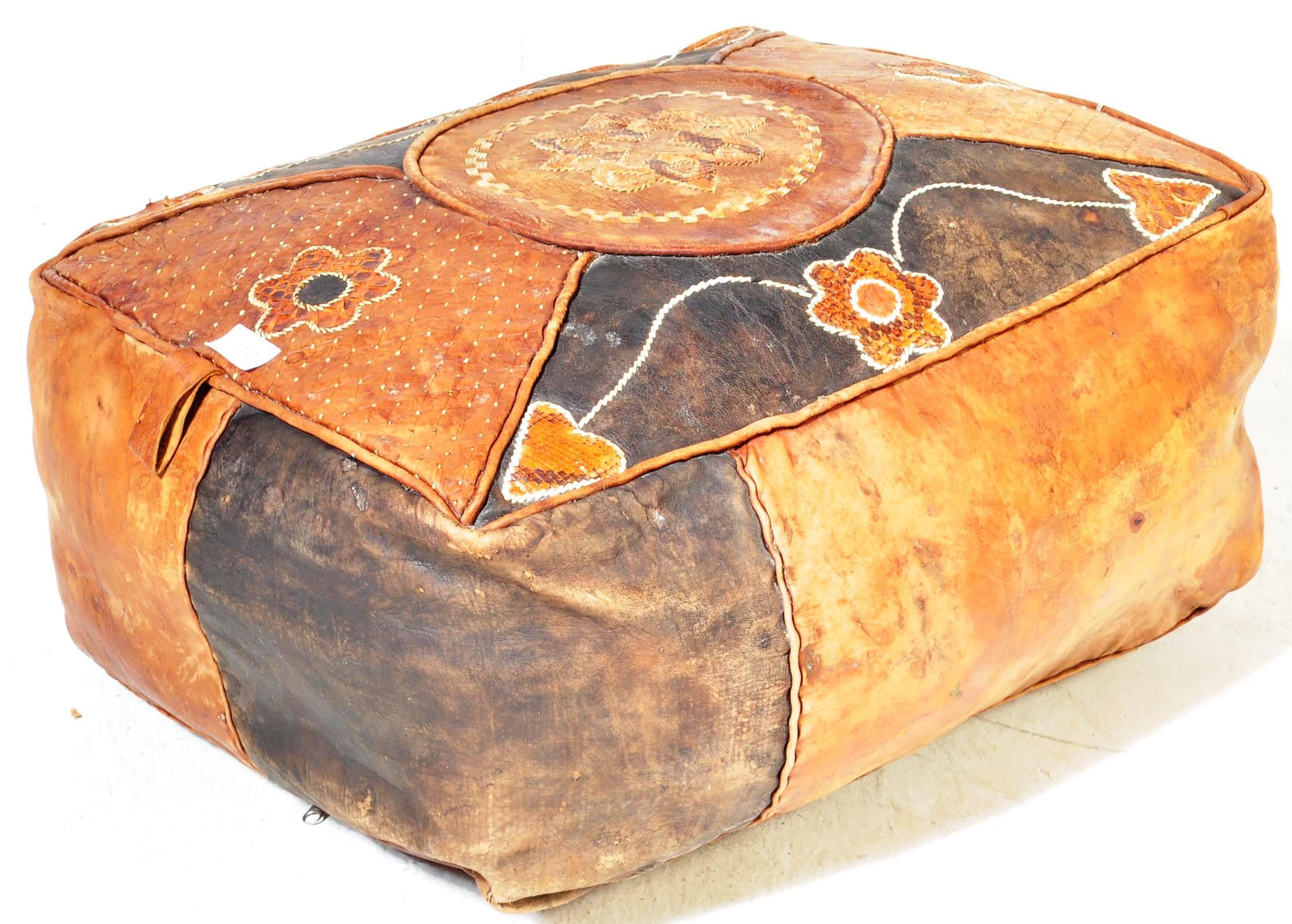 VINTAGE 20TH CENTURY LEATHER AND SNAKESKIN LEATHER POUFFE - Image 2 of 7