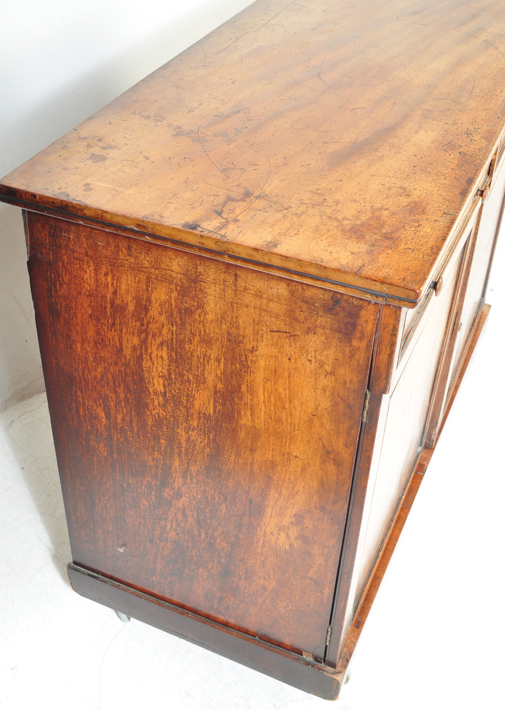 VICTORIAN 19TH CENTURY MAHOGANY SIDEBOARD - CREDENZA - Image 5 of 7