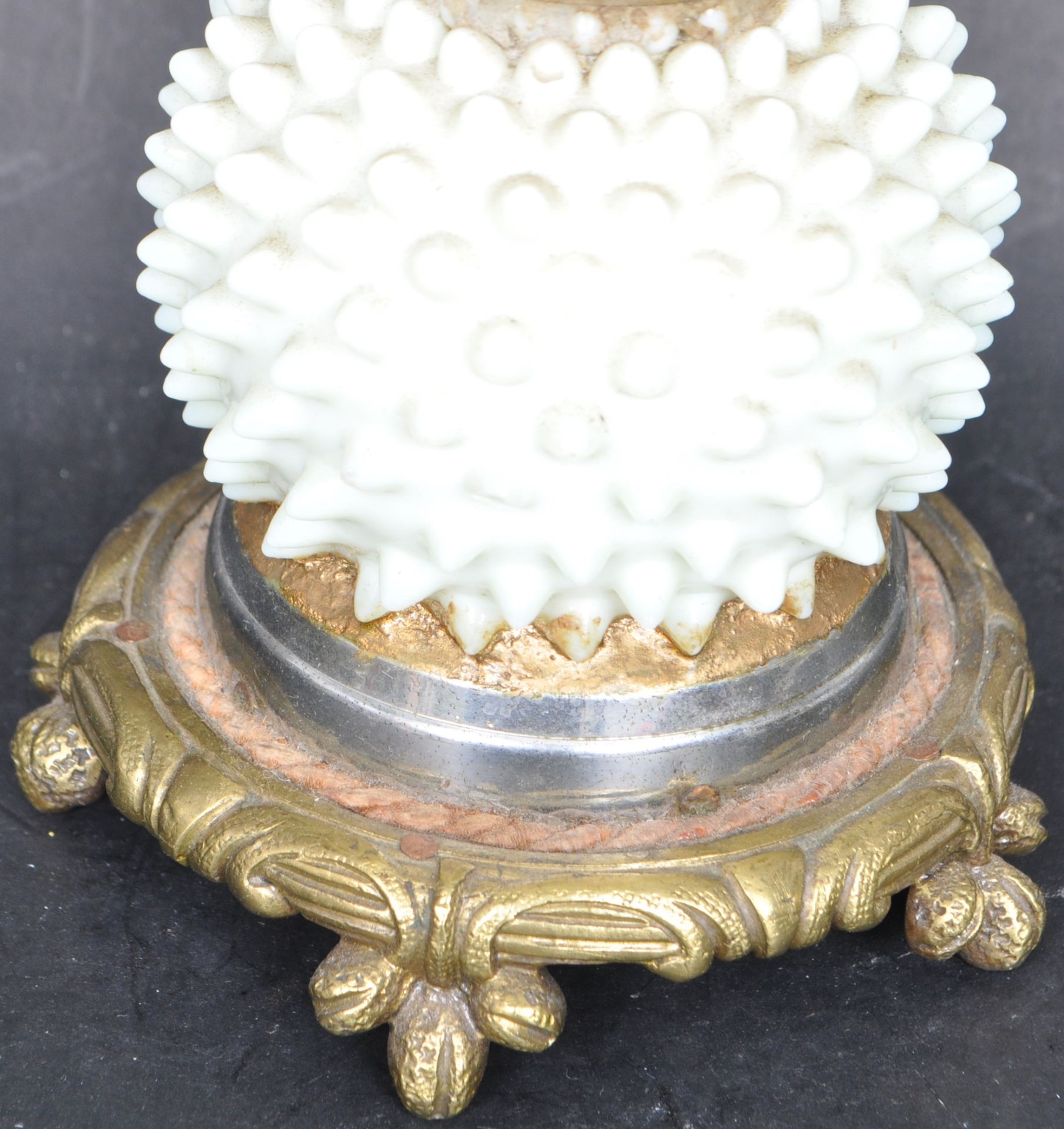 19TH CENTURY VICTORIAN HOBNAIL GLASS LAMP - Image 2 of 6