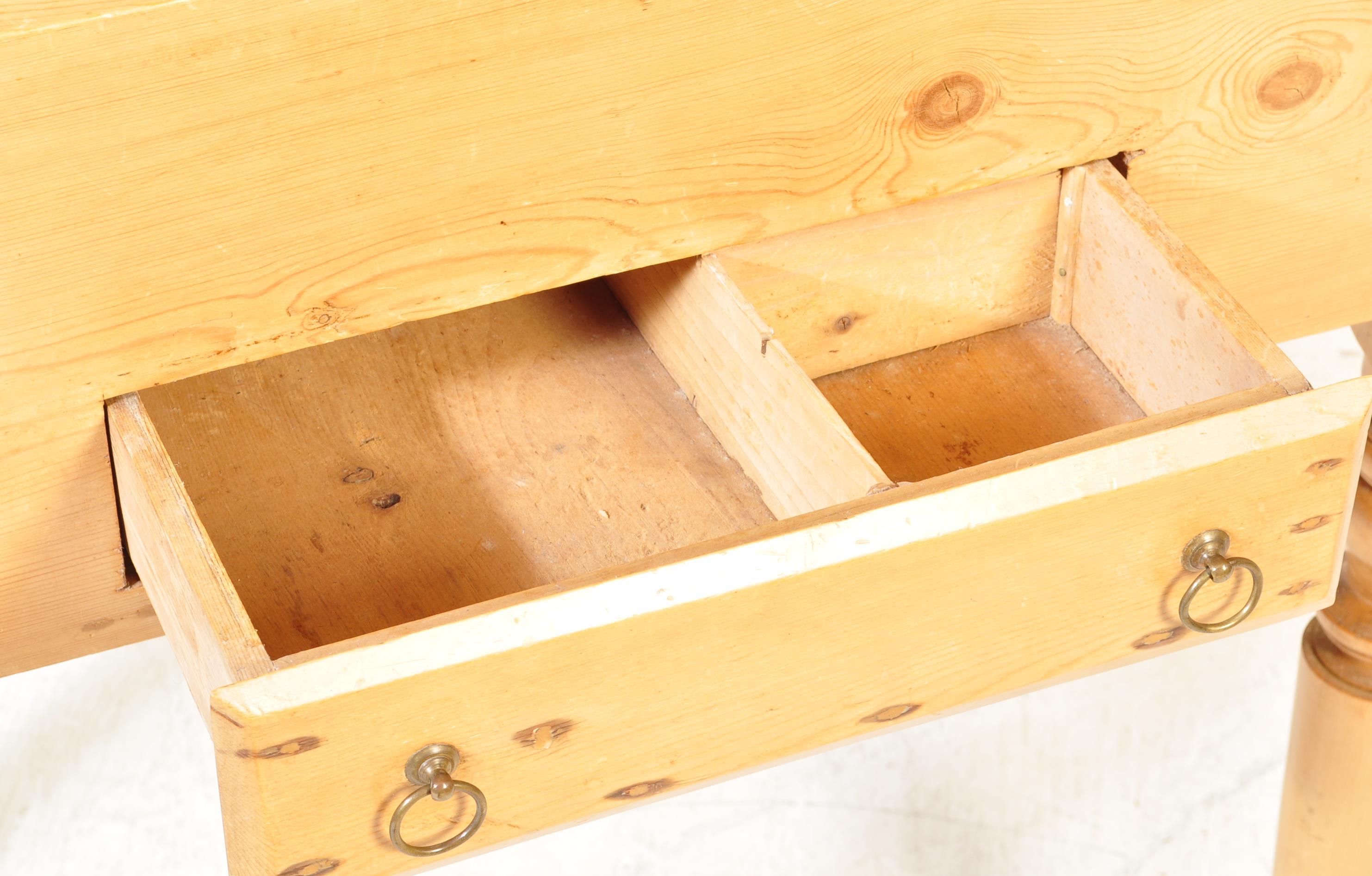 19TH CENTURY FRENCH PINE VICTORIAN BUREAU DESK - Image 5 of 6