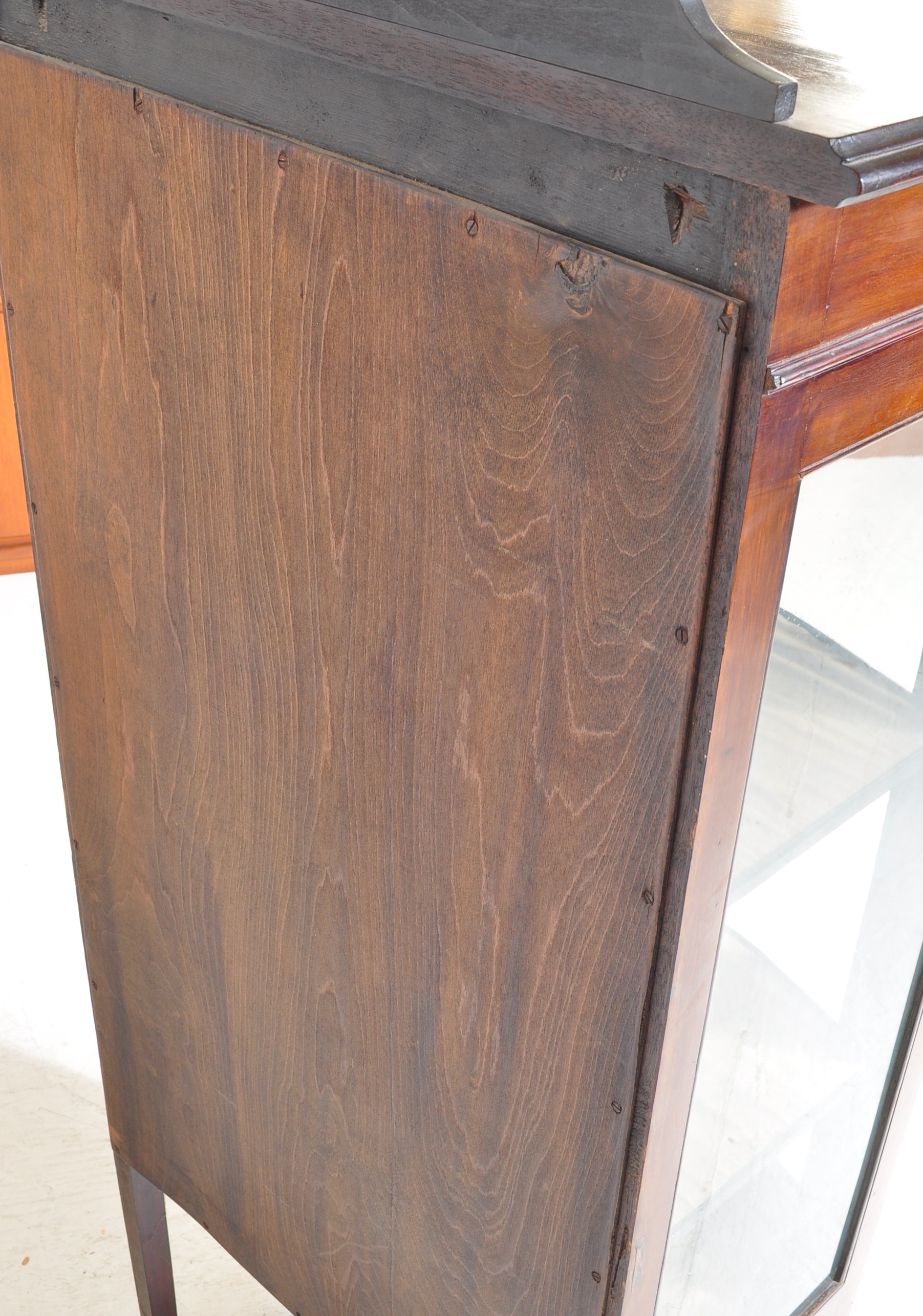 EARLY 20TH CENTURY EDWARDIAN MAHOGANY BOW FRONTED BOOKCASE CABINET - Image 6 of 7