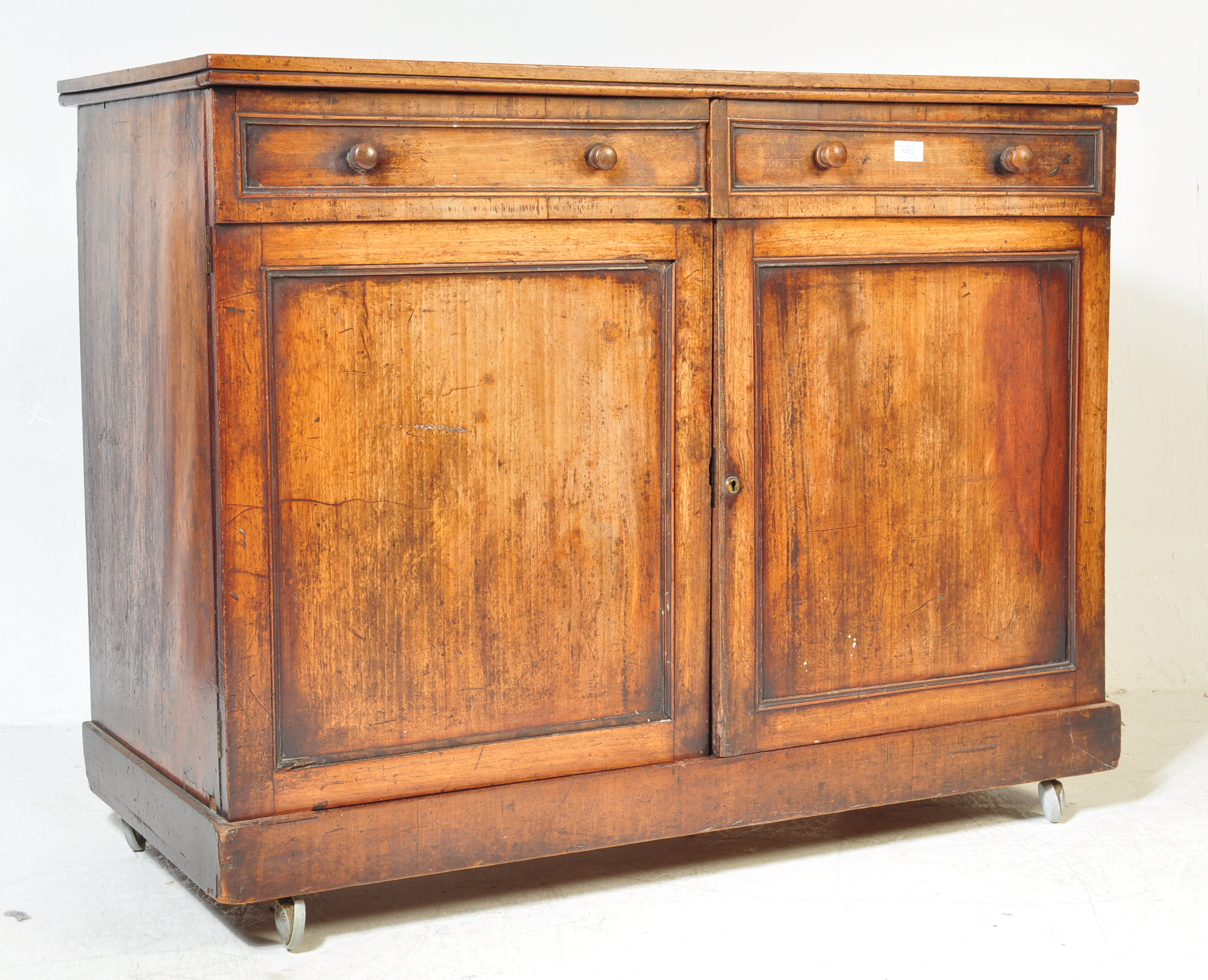 VICTORIAN 19TH CENTURY MAHOGANY SIDEBOARD - CREDENZA