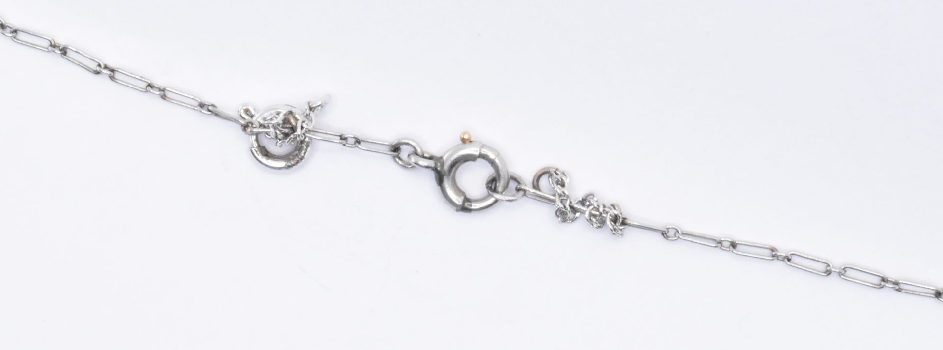 EDWARDIAN PLATINUM & PEARL NECKLACE CHAIN - Image 3 of 3