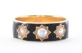 18CT GOLD VICTORIAN MOURNING BAND RING