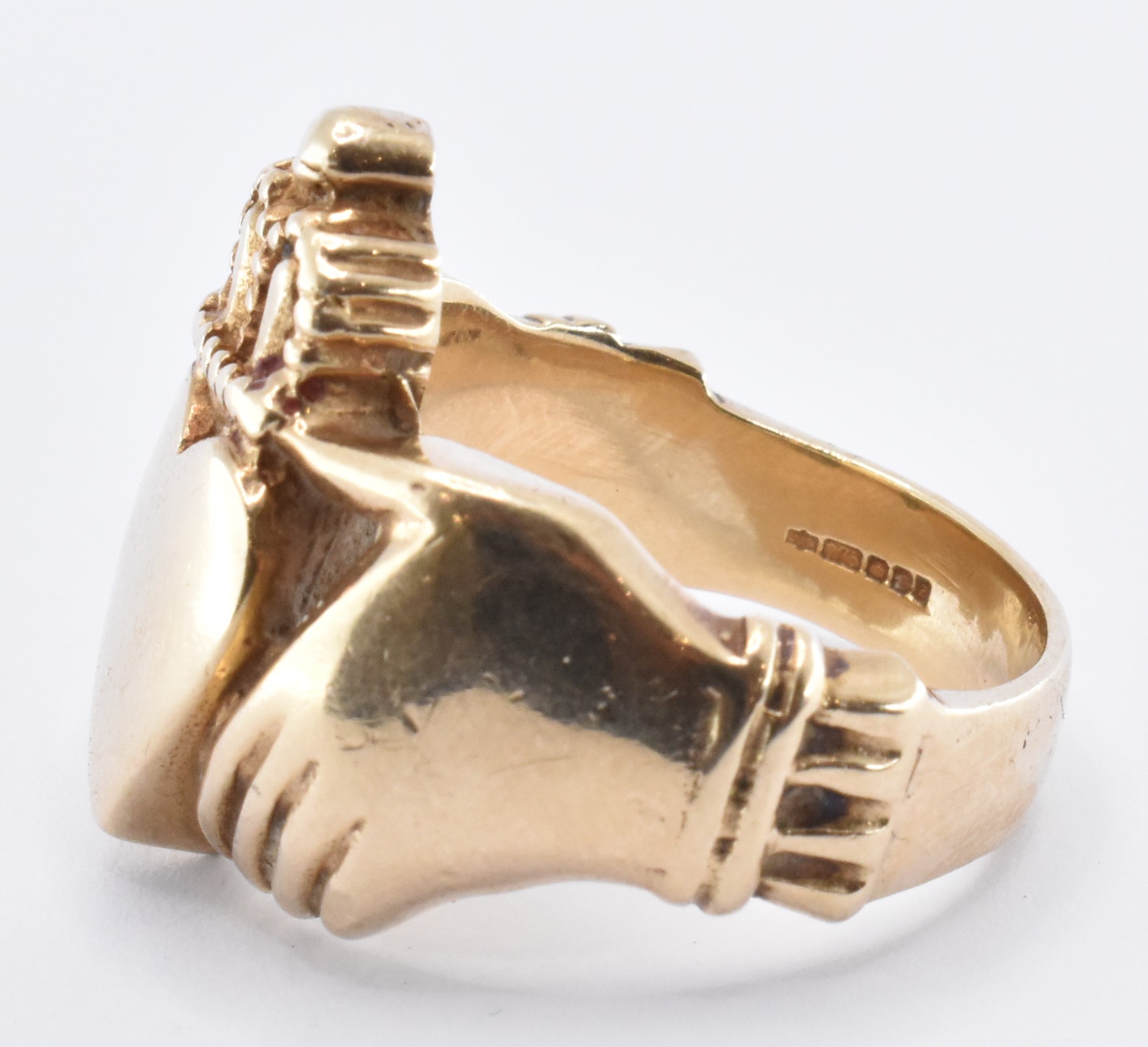 HALLMARKED 9CT GOLD CLADDAGH RING - Image 2 of 6